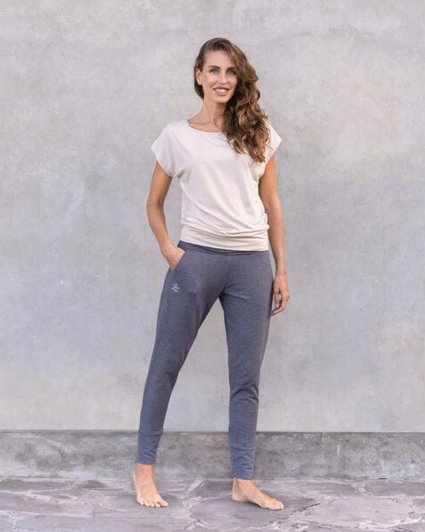 Jaya SMILLA Tencel - Damen - lockeres Shirt für Yoga und Freizeit aus Tencel-Baumwoll-Mix – Ansicht 3