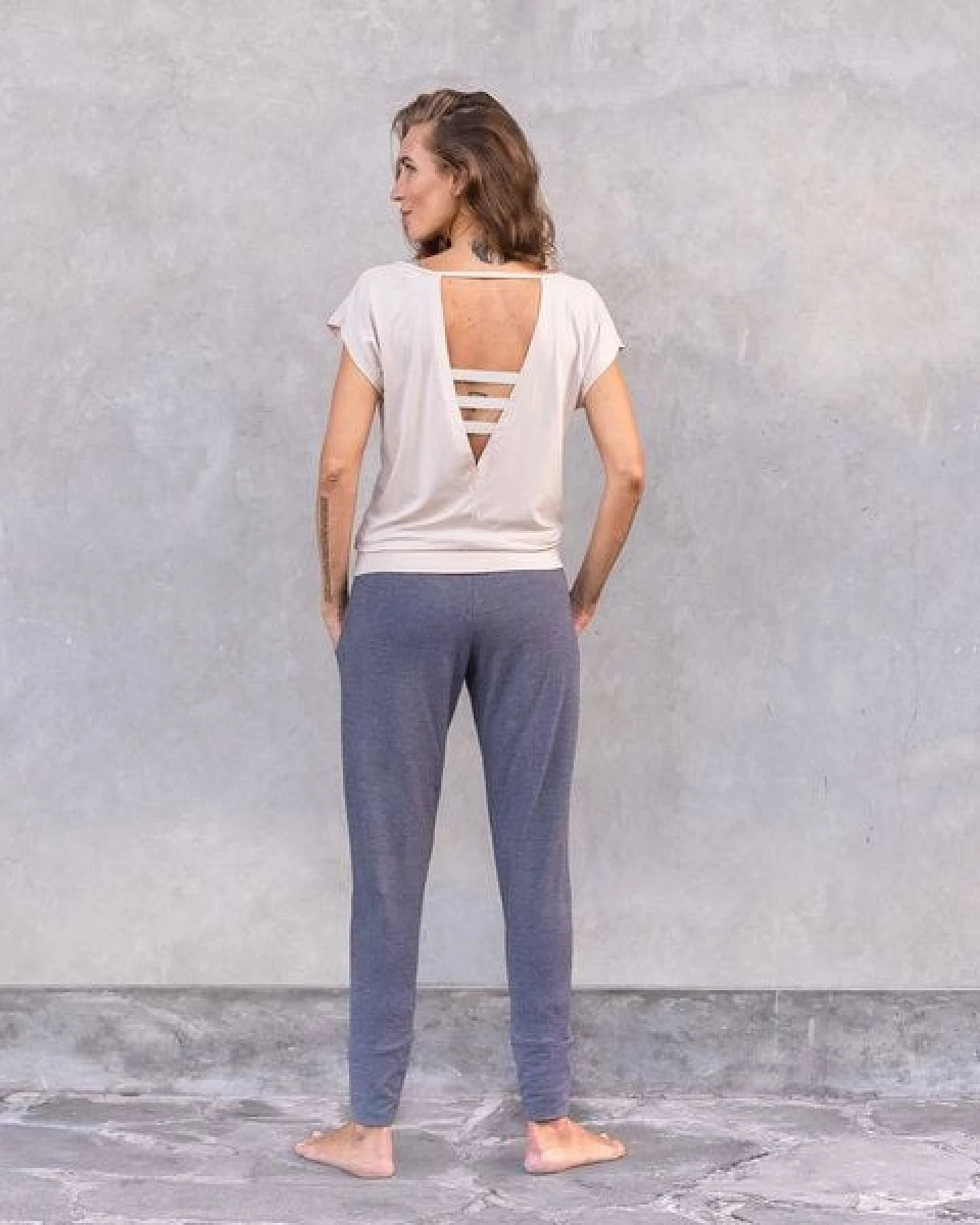 Jaya SMILLA Tencel - Damen - lockeres Shirt für Yoga und Freizeit aus Tencel-Baumwoll-Mix – Ansicht 4