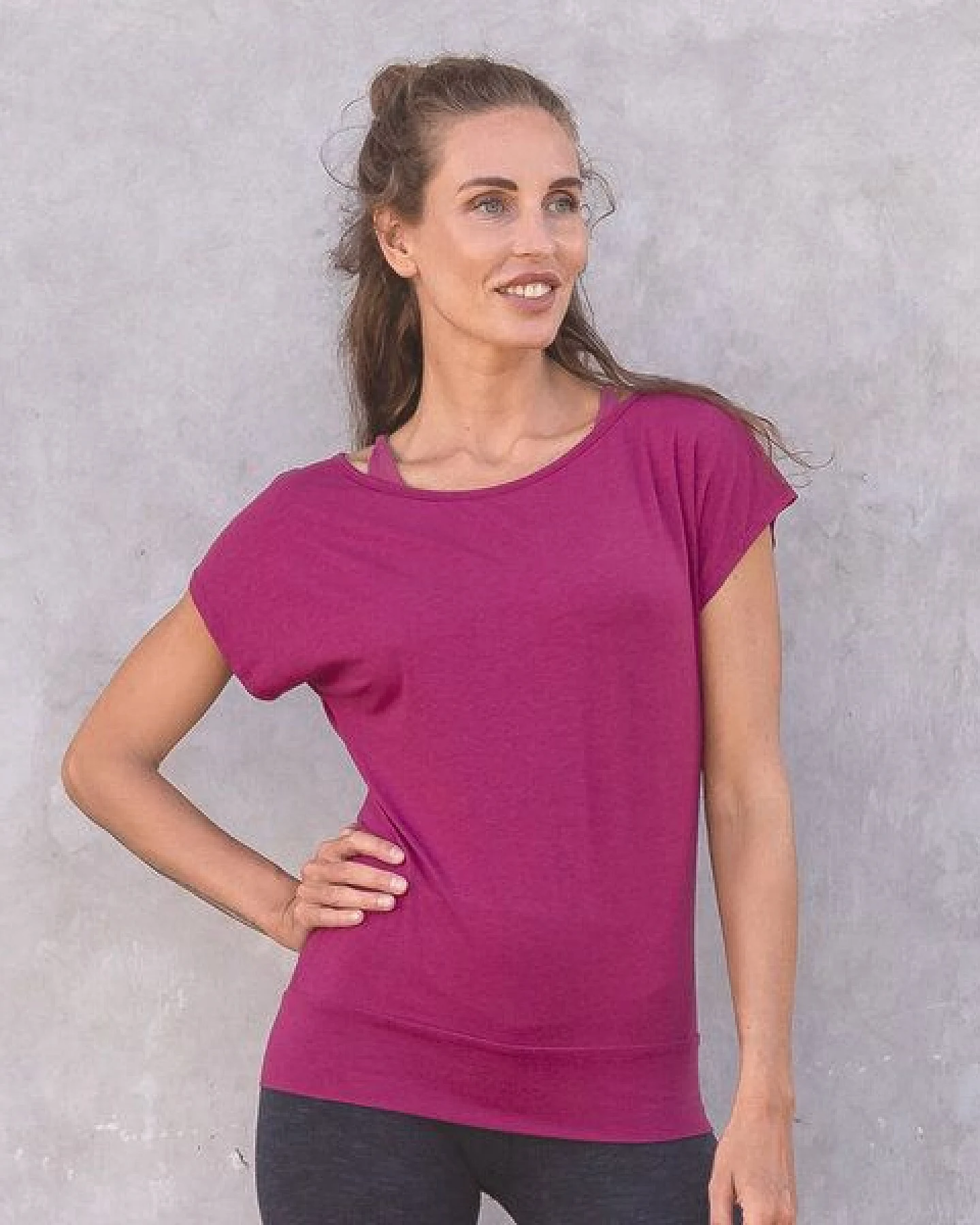 Jaya SMILLA Tencel - Damen - lockeres Shirt für Yoga und Freizeit aus Tencel-Baumwoll-Mix – Ansicht 2