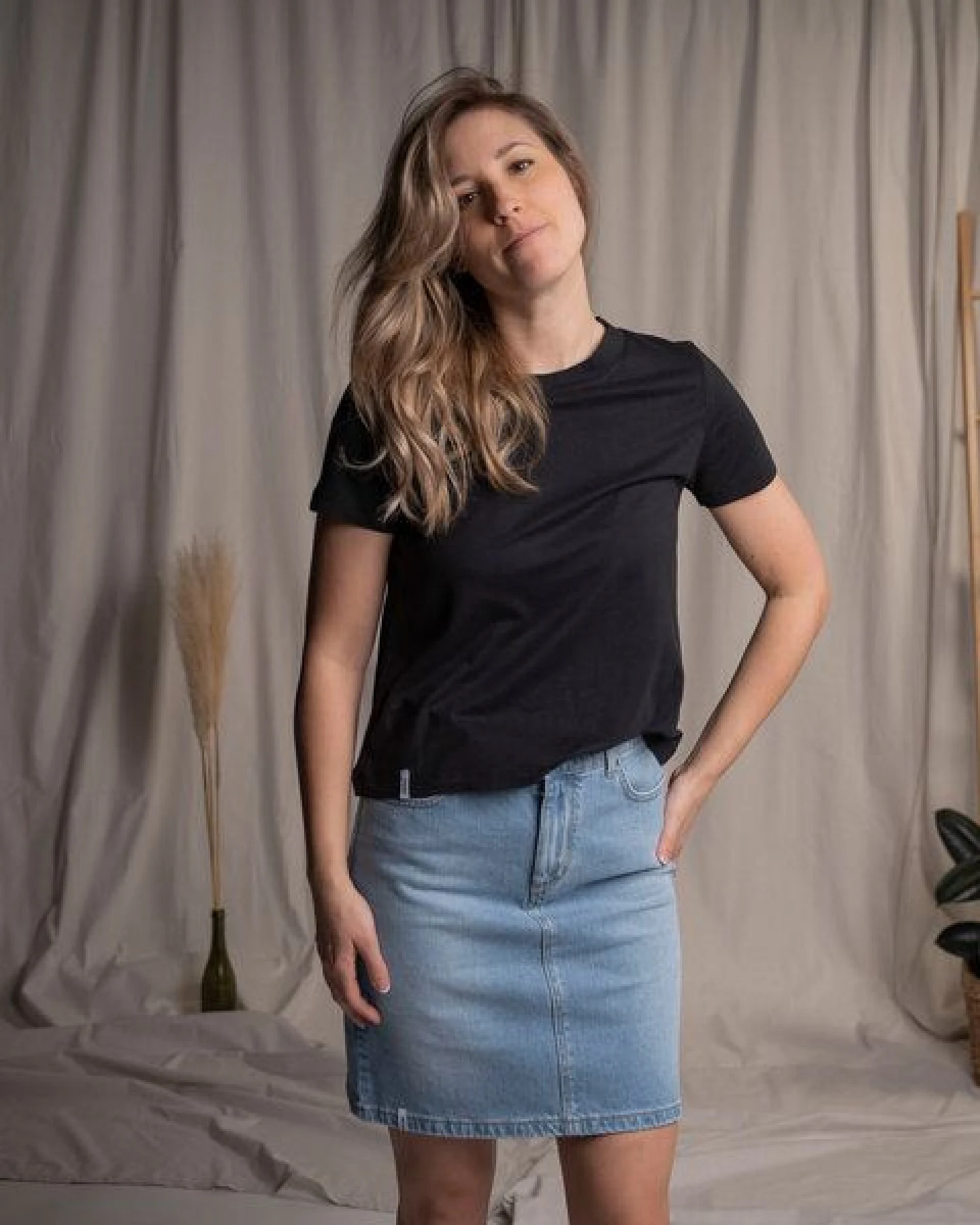 Vresh Clothing Veli - Crop T-Shirt mit TENCEL (TM) Lyocell – Ansicht 4