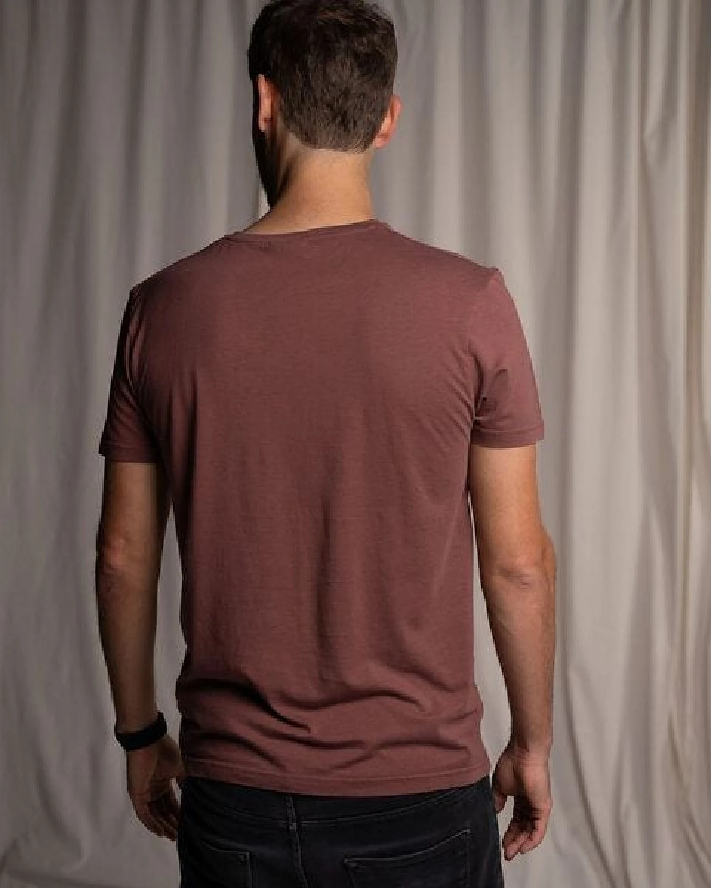 Vresh Clothing Ravi - Regular Fit T-Shirt mit TENCEL (TM) Lyocell – Ansicht 4