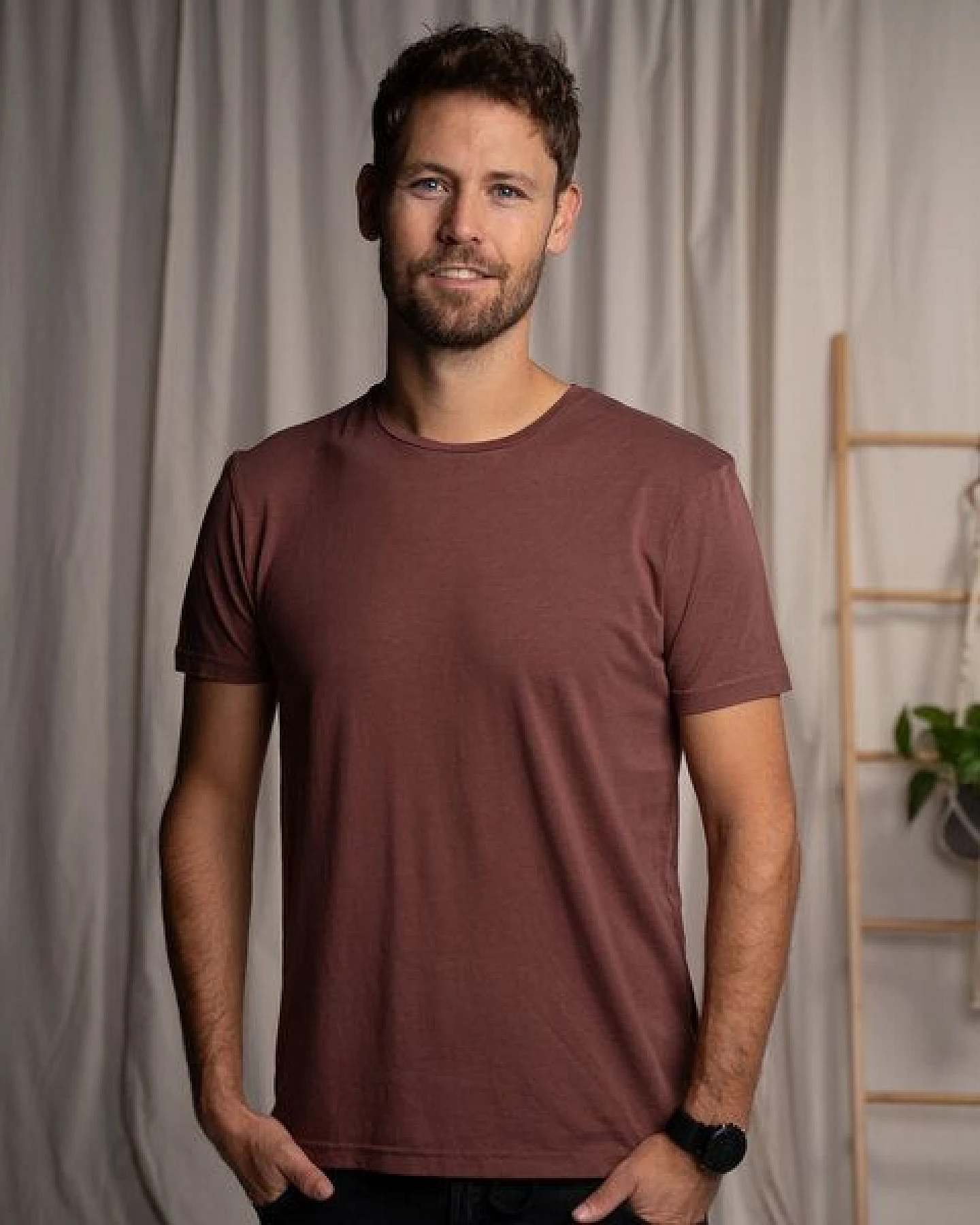 Vresh Clothing Ravi - Regular Fit T-Shirt mit TENCEL (TM) Lyocell – Ansicht 2