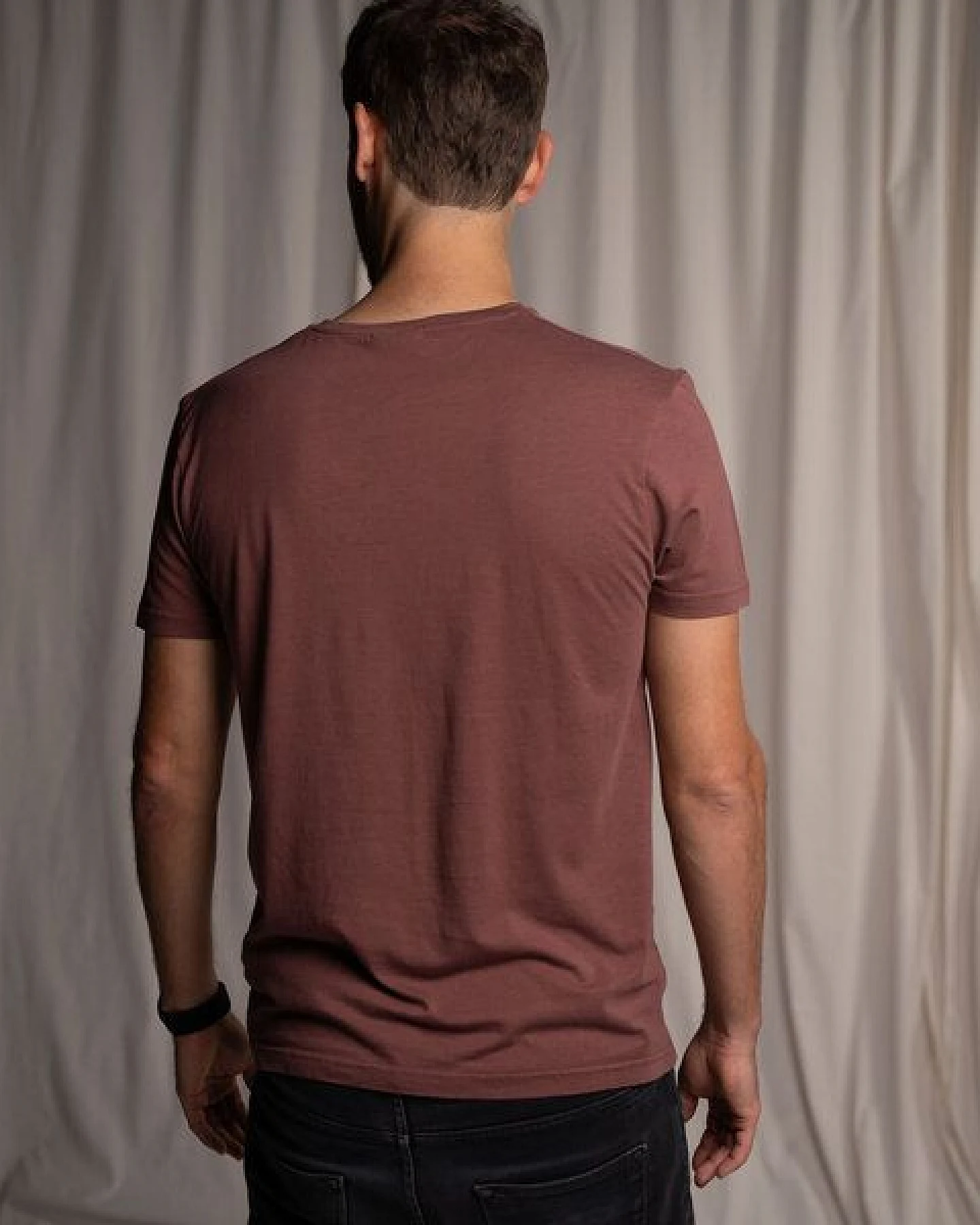 Vresh Clothing Ravi - Regular Fit T-Shirt mit TENCEL (TM) Lyocell – Ansicht 3