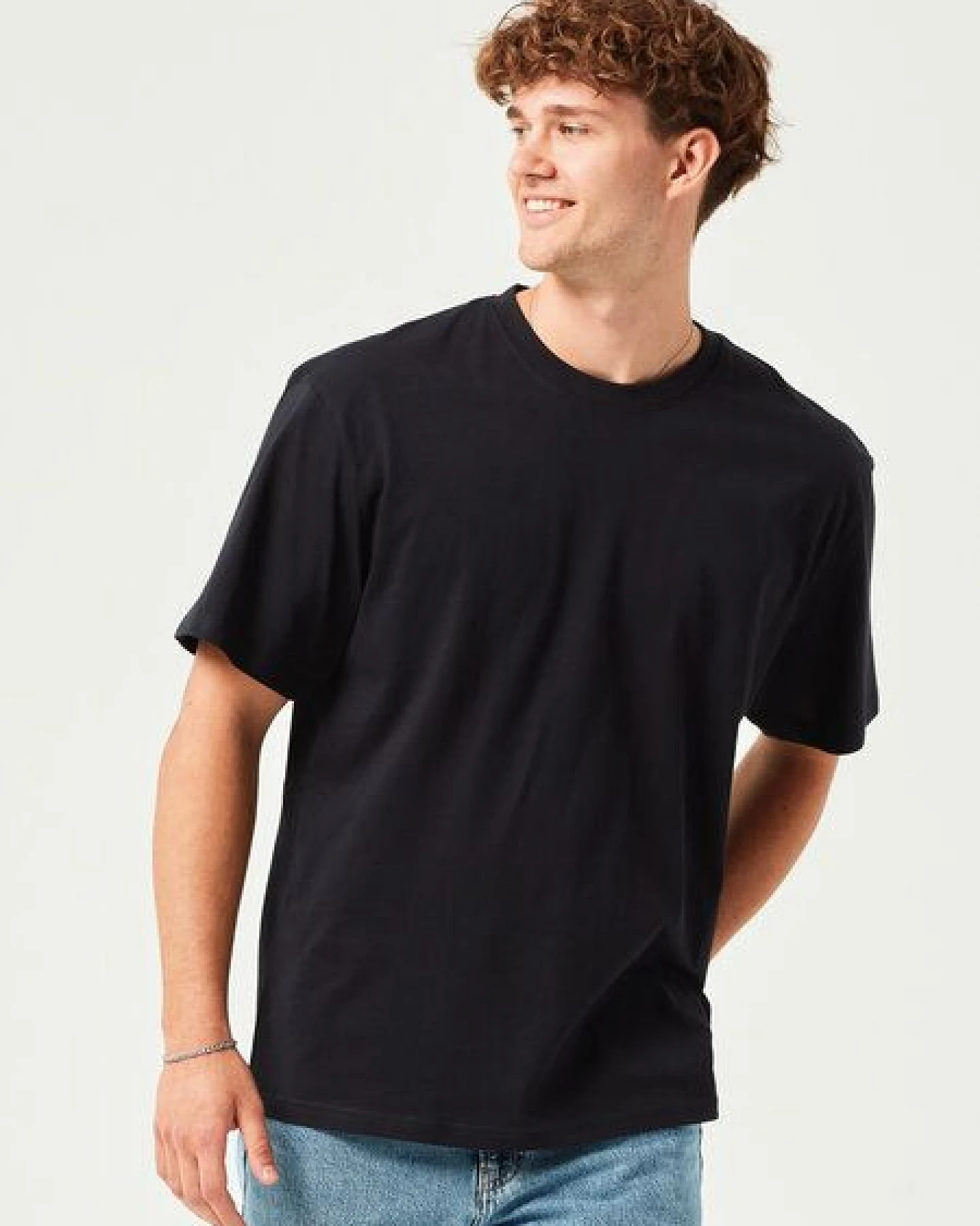COREBASE T-Shirt "BoxFit" aus 100% Bio-Baumwolle – Ansicht 3
