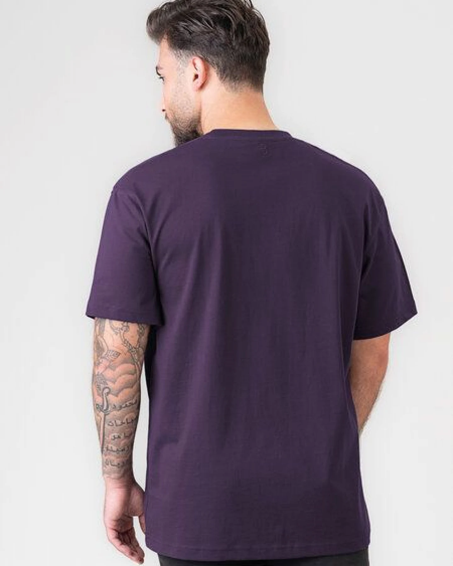 COREBASE T-Shirt "BoxFit" aus 100% Bio-Baumwolle – Ansicht 2
