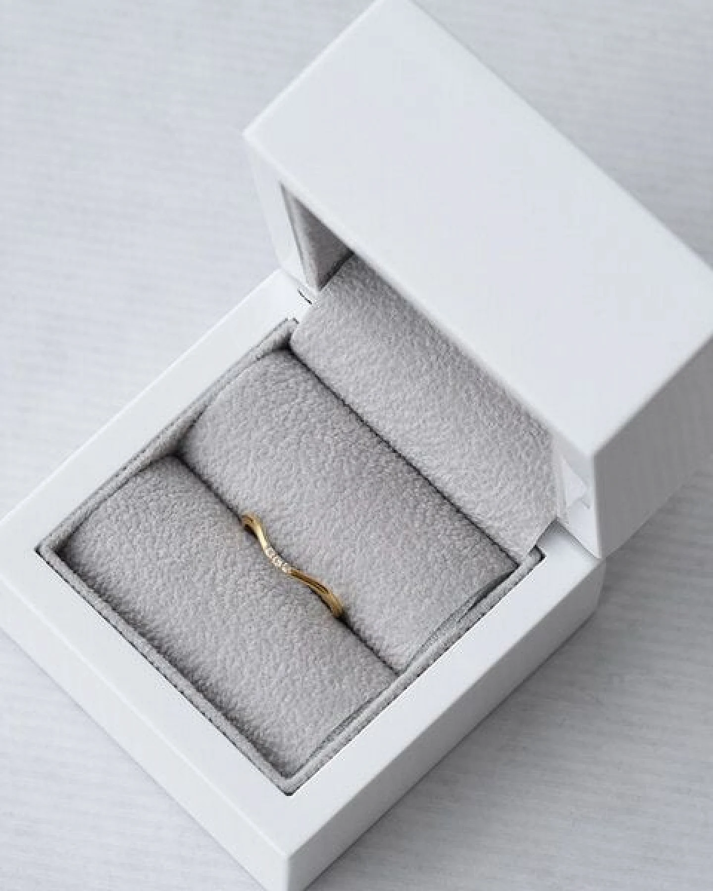 Eppi Silberring mit drei Diamanten Cason – Ansicht 4