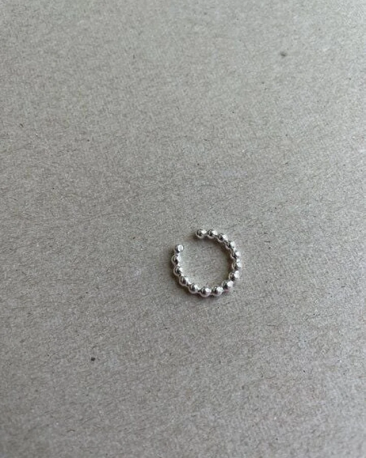 noemvri fashion label Kugel-earcuff Lucy