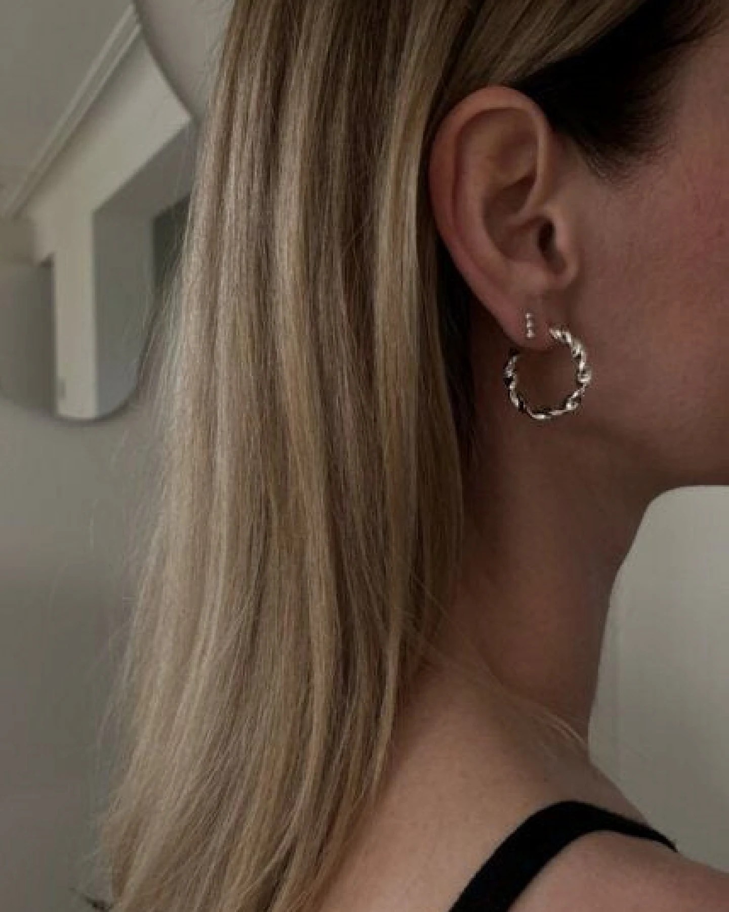 noemvri fashion label gedrehte hoops – Ansicht 2