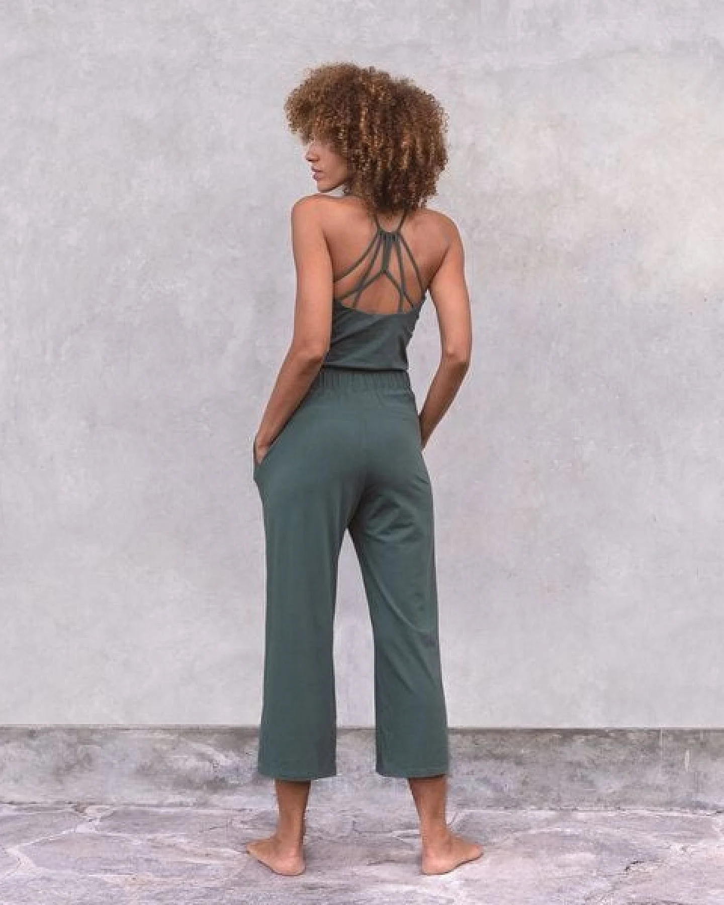 Jaya NICOLE - Damen - Top für Yoga aus Biobaumwolle mit besonderer Rückenpartie – Ansicht 4