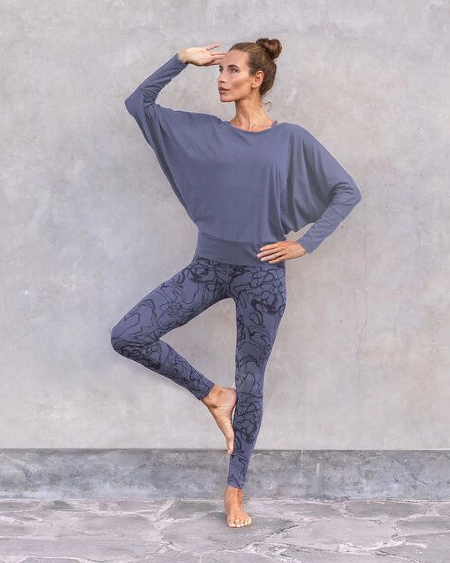 Jaya SARA - Yoga und Dance Sweater – Ansicht 2