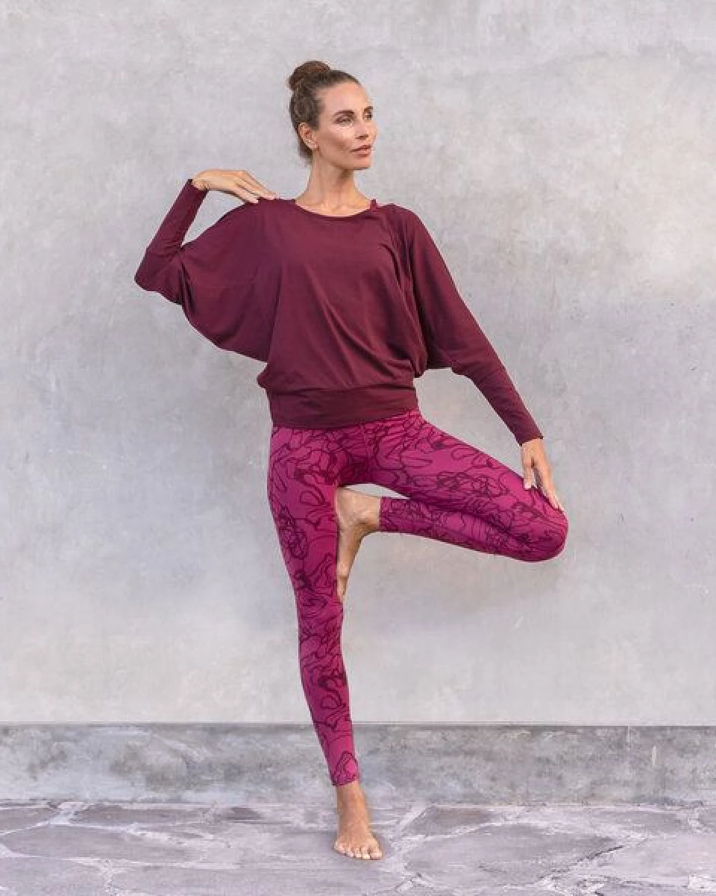 Jaya SARA - Yoga und Dance Sweater – Ansicht 2