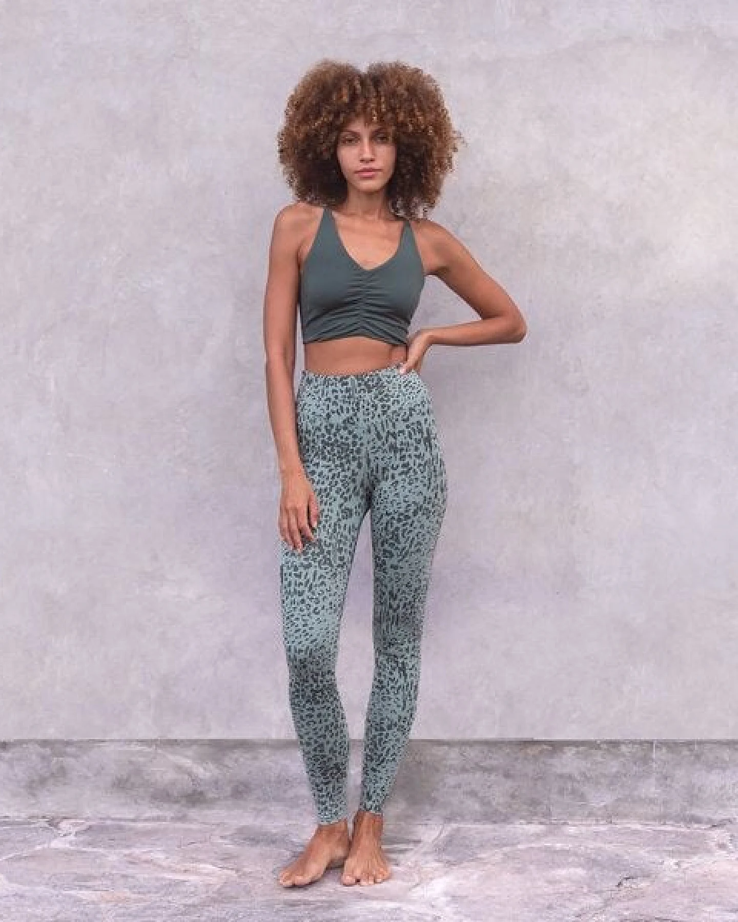 Jaya SUSAN ANIMAL - High-Rise Leggings mit Allover-Animal-Print – Ansicht 4