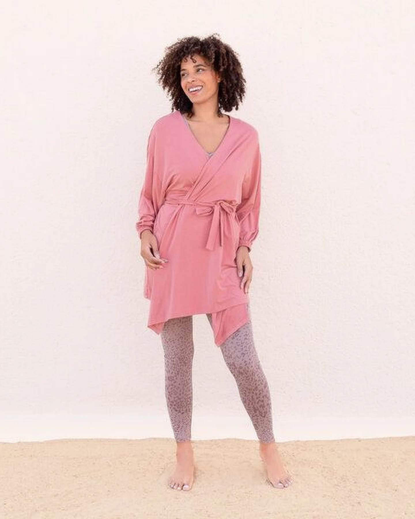 Jaya SUSAN ANIMAL - High-Rise Leggings mit Allover-Animal-Print – Ansicht 2