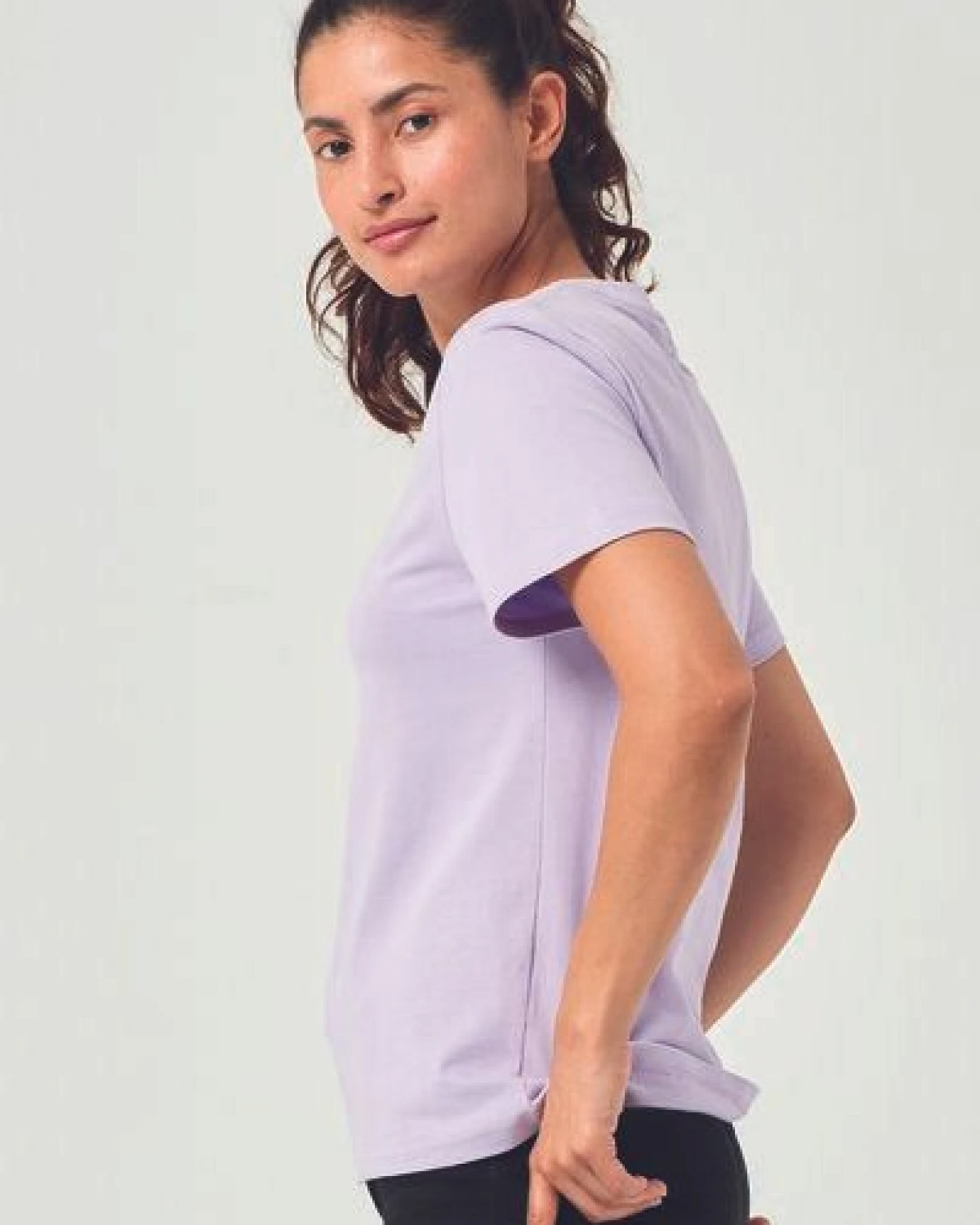 COREBASE Damen TShirt "Classic Fit" aus 100% Baumwolle – Ansicht 2