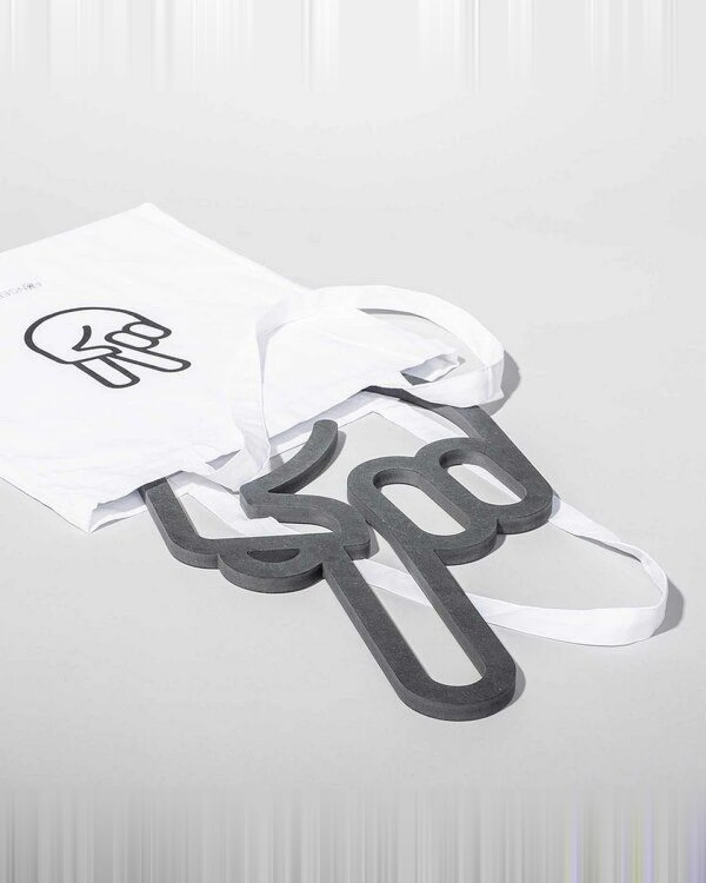 Fyngers Wanddekoration gefräst aus Valchromat - Modell F*ck You – Ansicht 4
