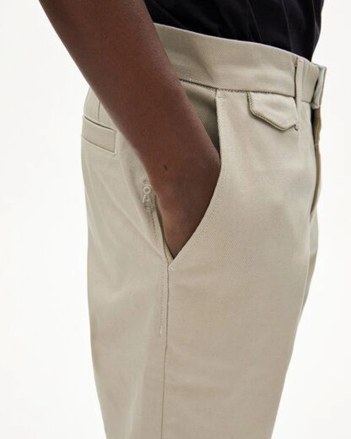ARMEDANGELS ALVAARO PREMIUM - Herren Chino Hose aus Bio-Baumwoll Mix – Ansicht 3