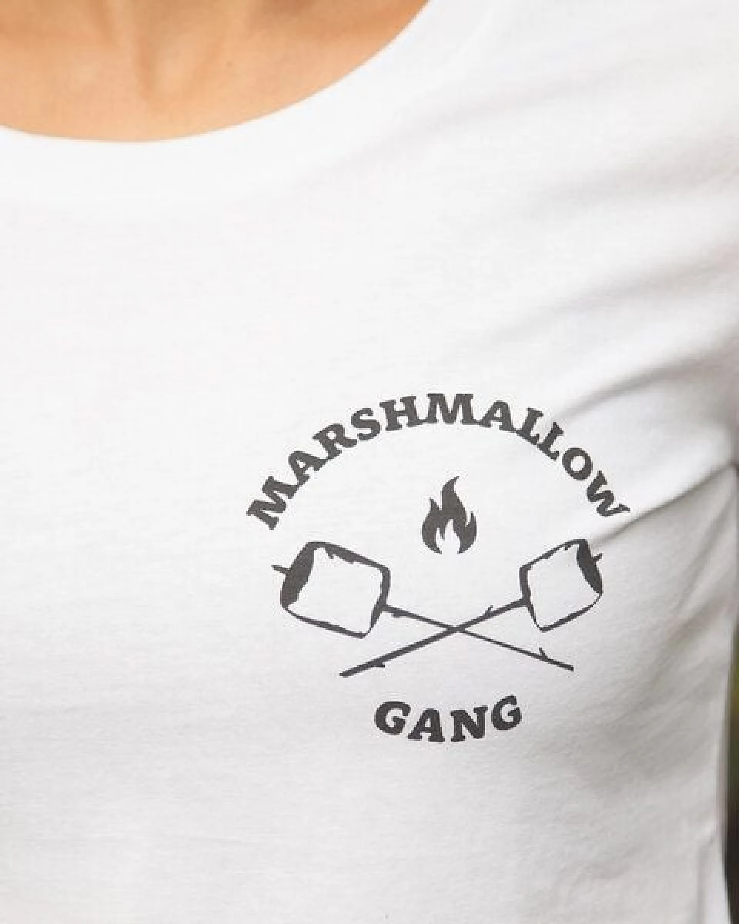 Marshmallow Gang - Brust Motiv - päfjes Fair Wear Frauen T-Shirt - White – Ansicht 4