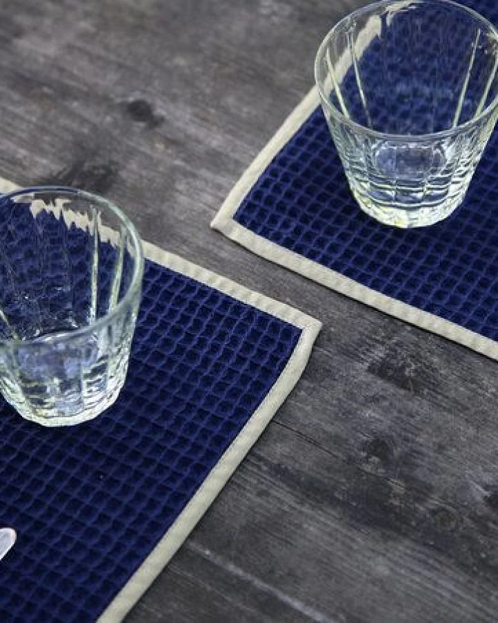 Blau Mit Mint Rand
