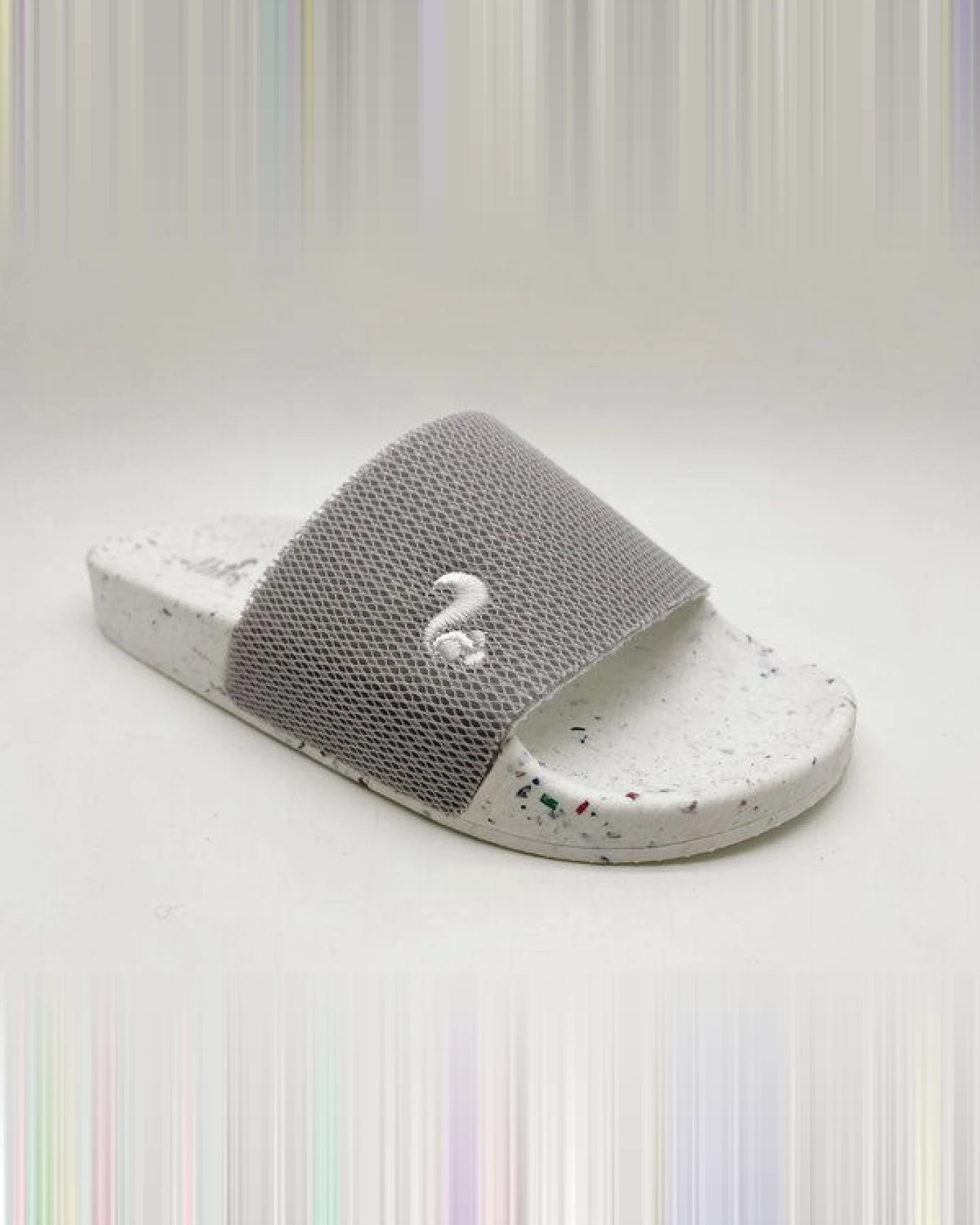 thies Veganer Eco Beach Slide aus recycelten PET Flaschen und recyceltem Gummi – Ansicht 2