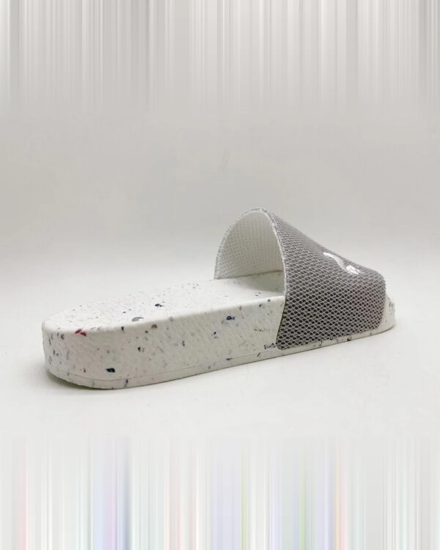 thies Veganer Eco Beach Slide aus recycelten PET Flaschen und recyceltem Gummi – Ansicht 3