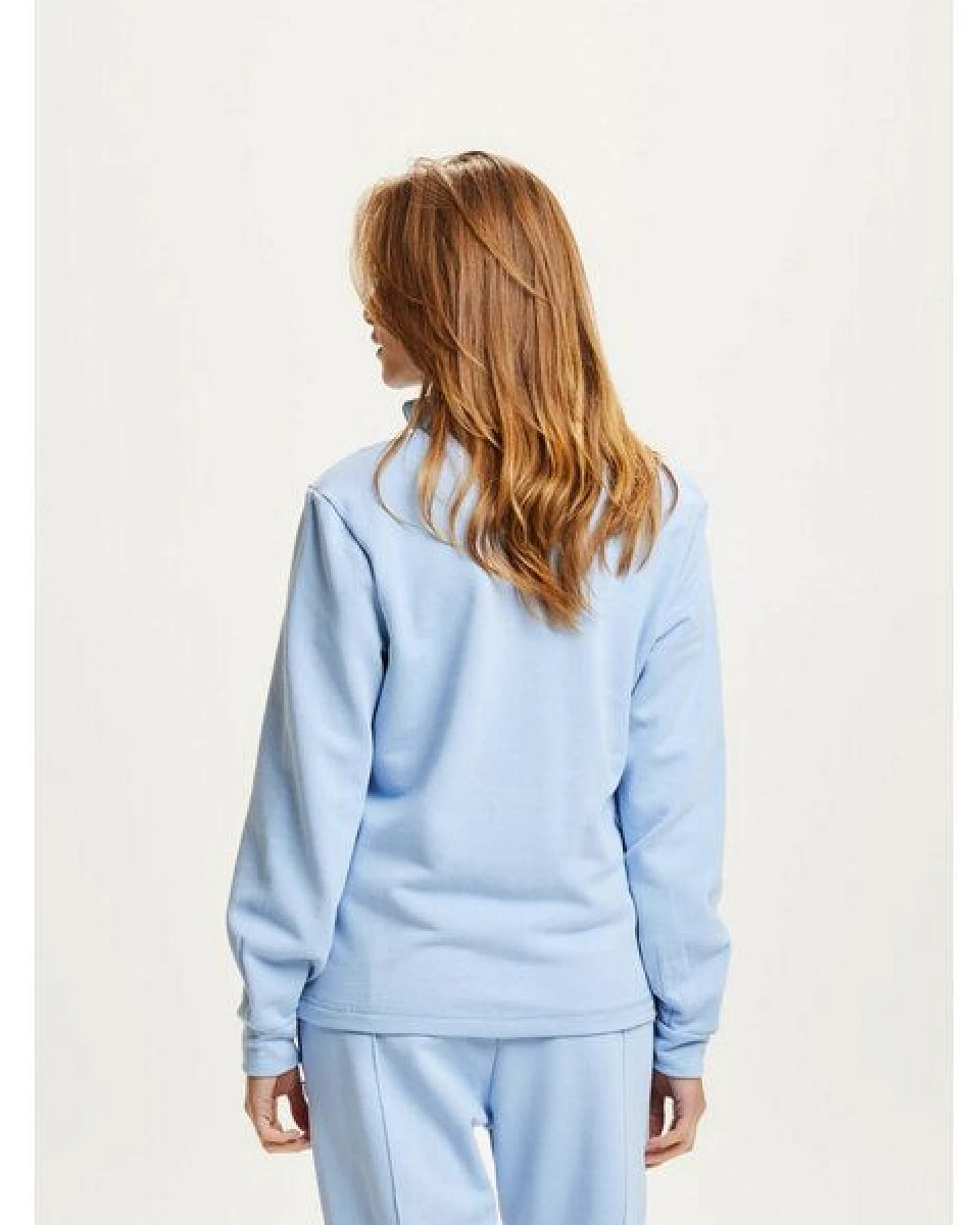KnowledgeCotton Apparel Damen Sweatshirt mit Stehkragen und Zipper "HIGH NECK SWEAT" aus Biobaumwolle - Chambray Blue, GOTS zertifiziert – Ansicht 2