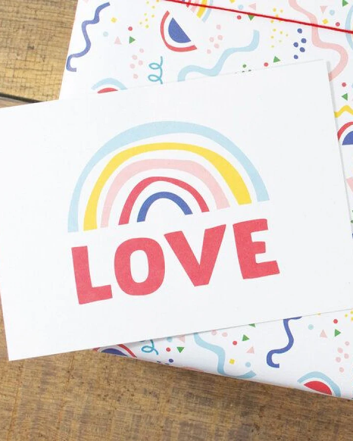 Bow & Hummingbird Postkarte Love