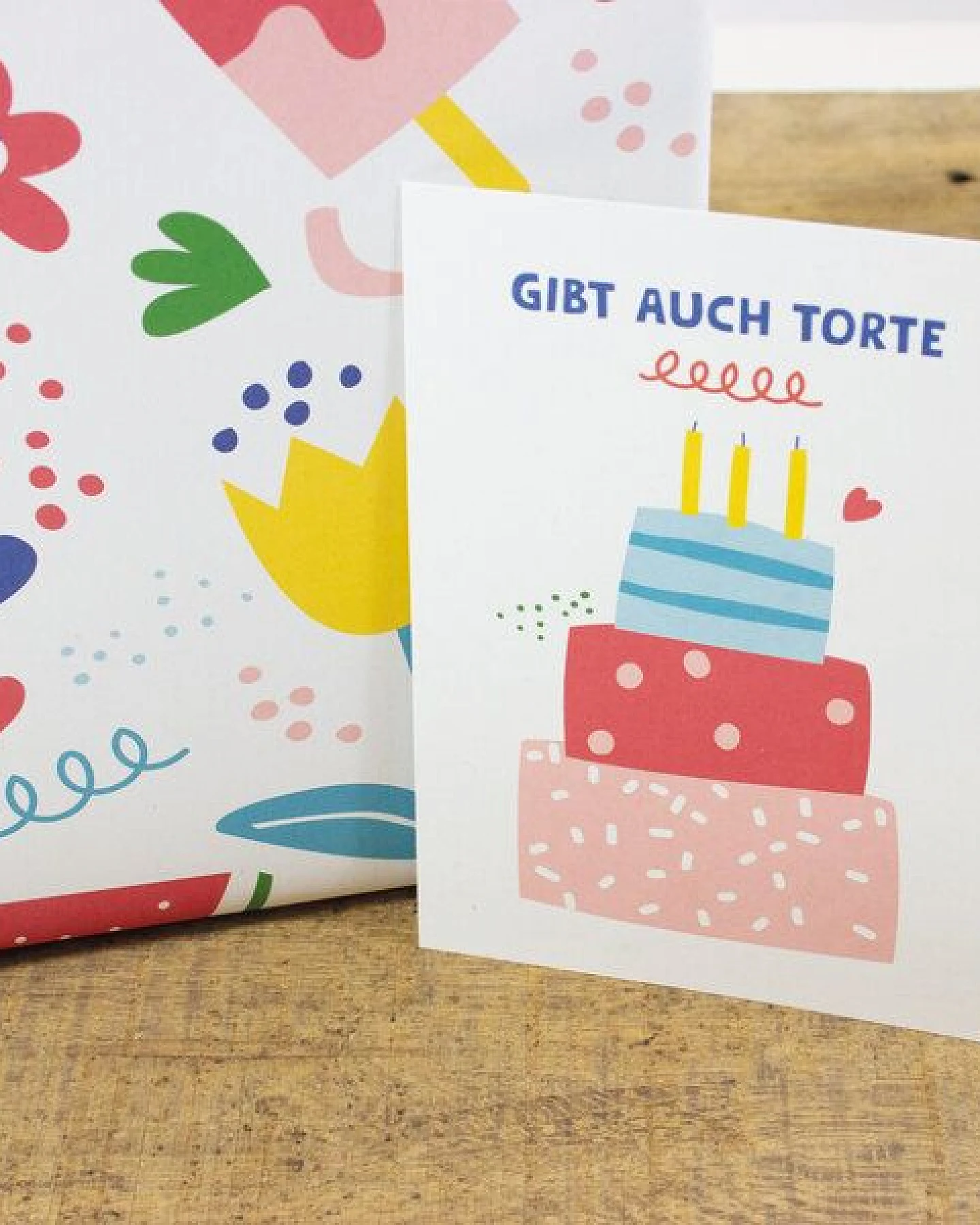 Bow & Hummingbird Postkarte Gibt auch Torte – Ansicht 2
