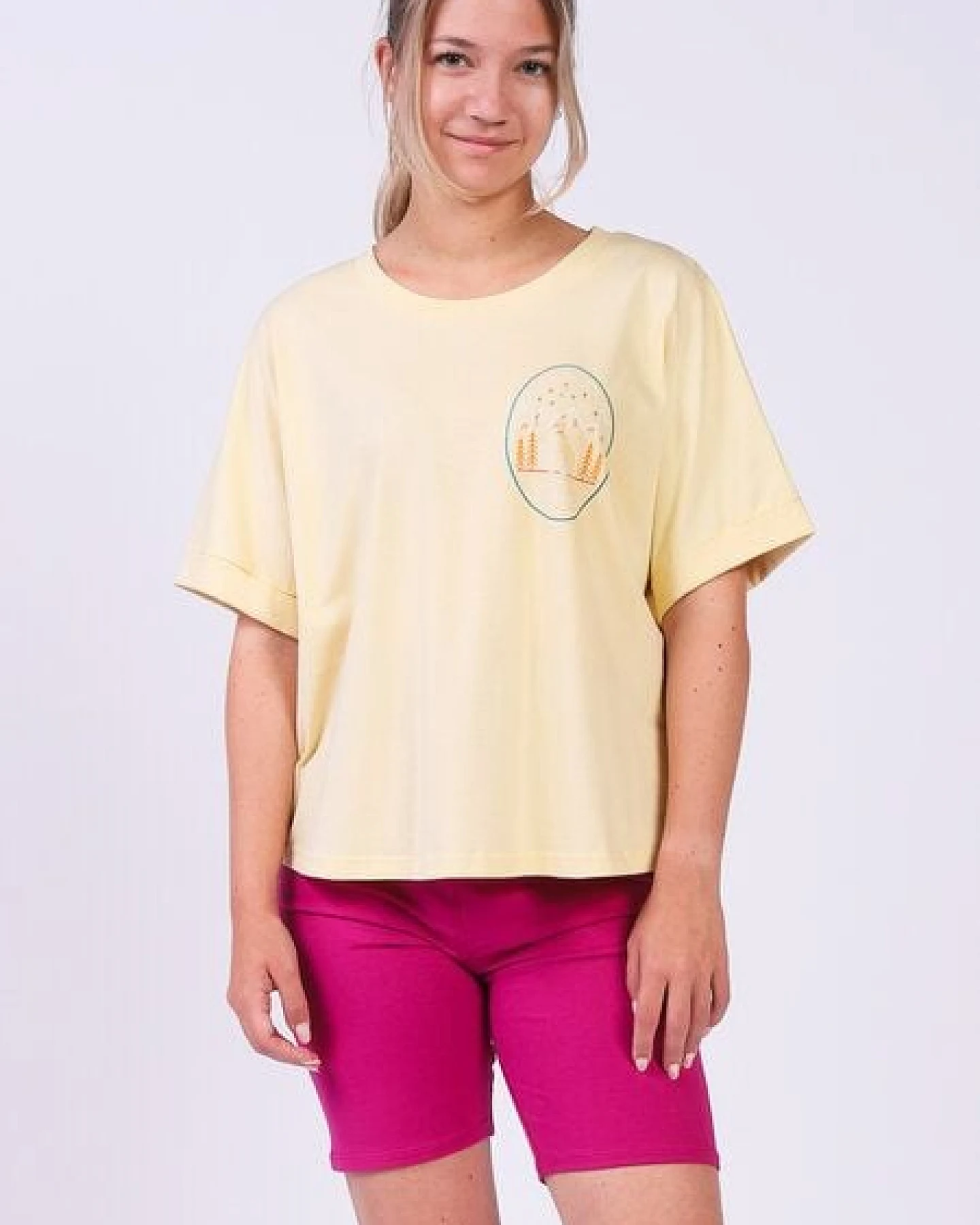 watapparel Oversize T-Shirt Frauen Never stop exploring – Ansicht 3