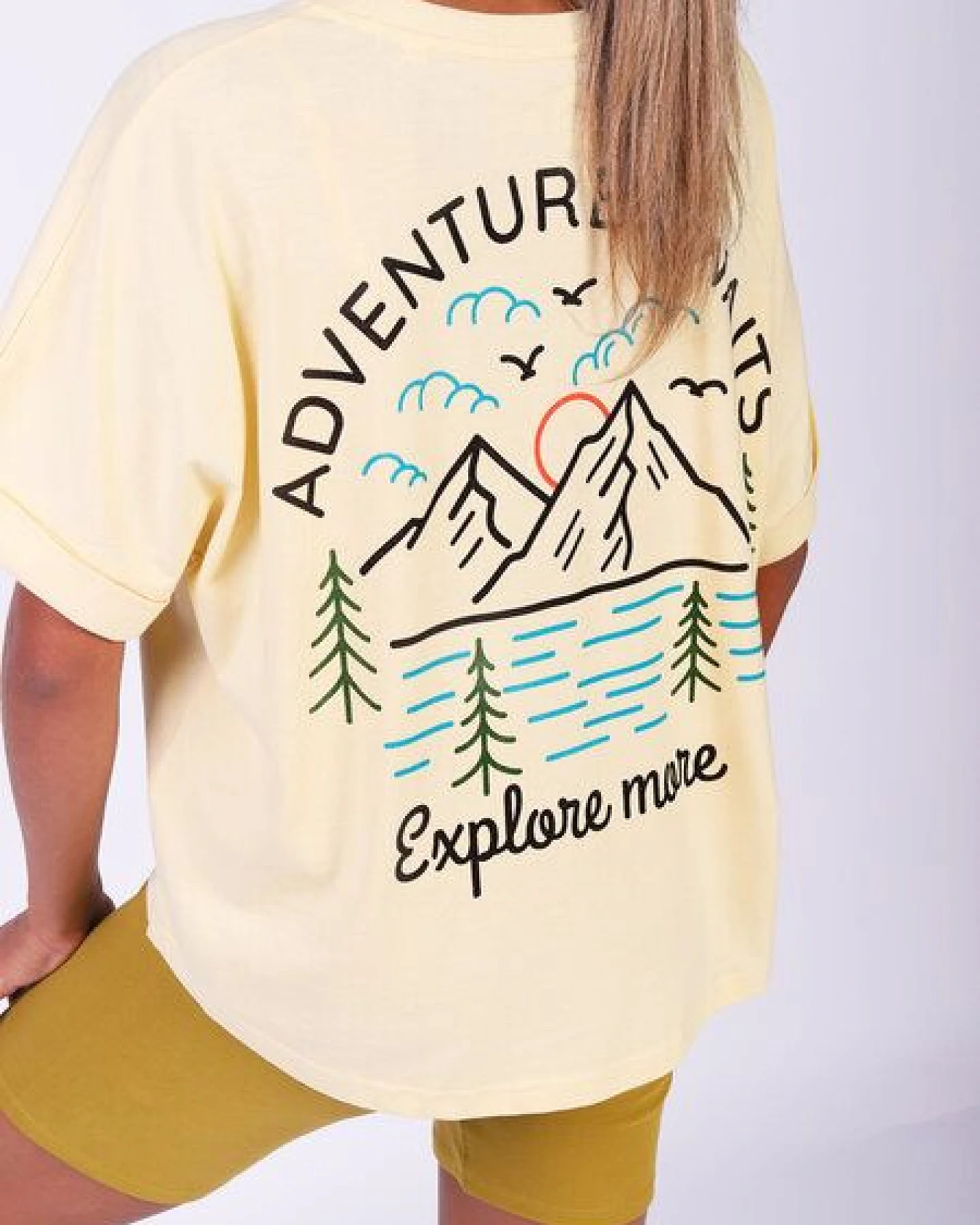 watapparel Oversize T-Shirt Frauen Adventure awaits – Ansicht 3