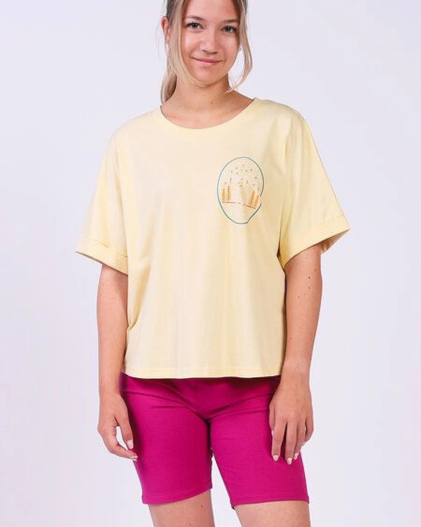 watapparel Oversize T-Shirt Frauen Never stop exploring – Ansicht 3