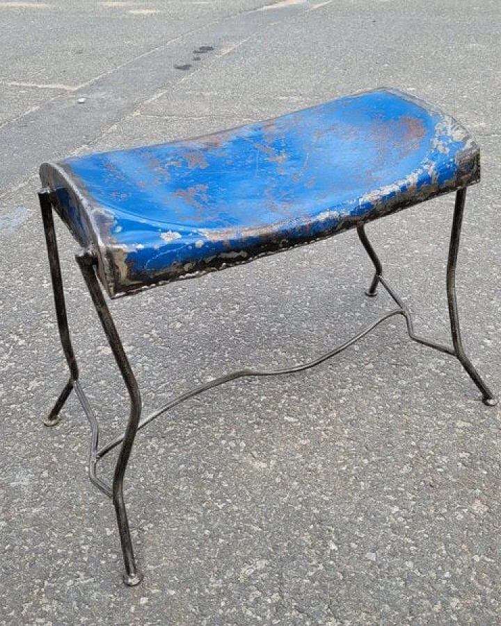 Moogoo Creative Africa Upcycling Hocker aus alten Ölfässern und Tanks