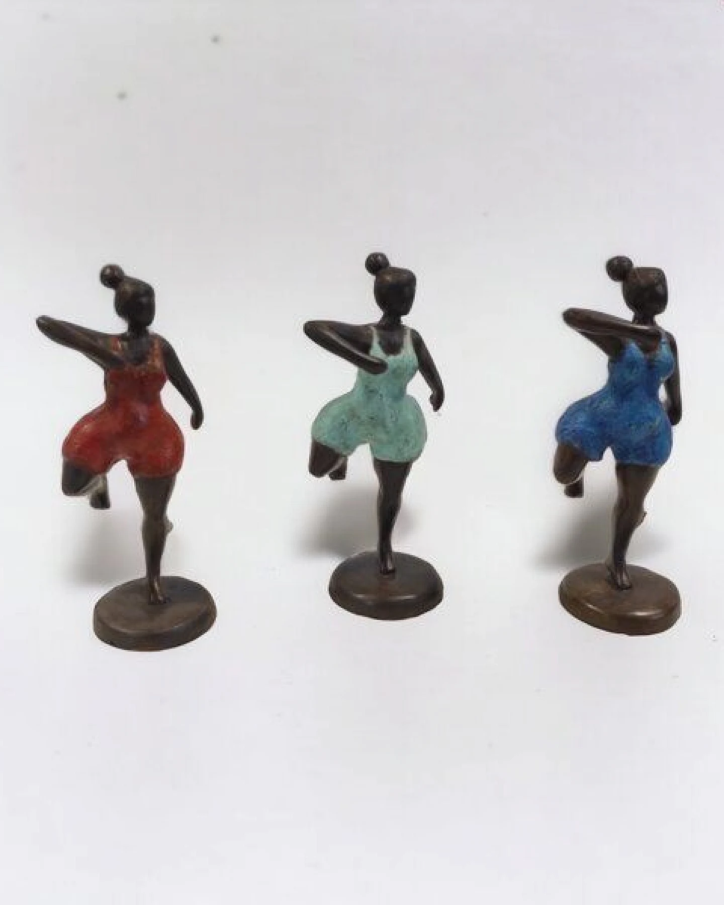 Moogoo Creative Africa Bronze-Skulptur "Bobaraba Gymnaste" by Alain Soré – Ansicht 2