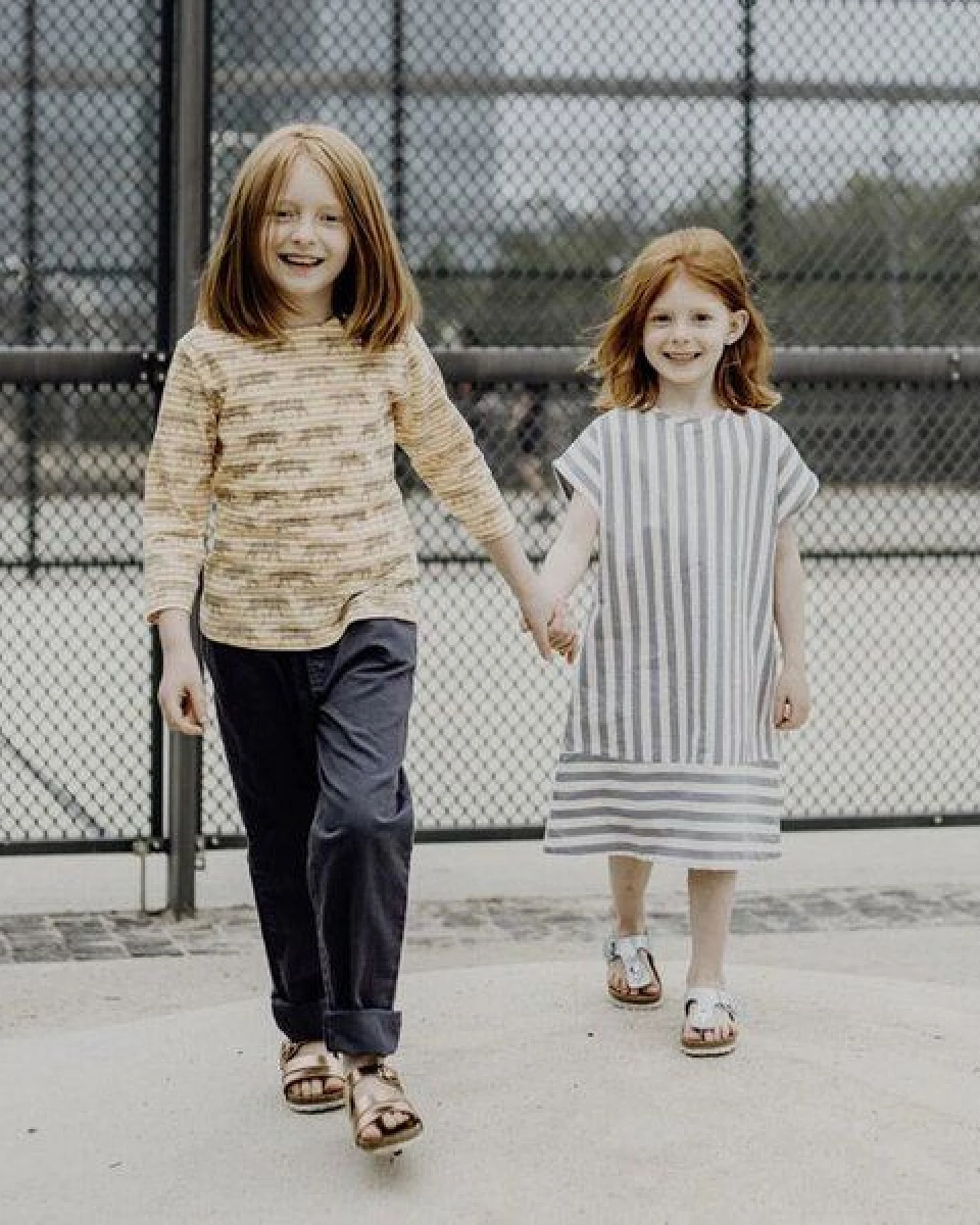 sense-organics Freja gestreiftes Mädchenkleid aus Twill von Sense Organics – Ansicht 2