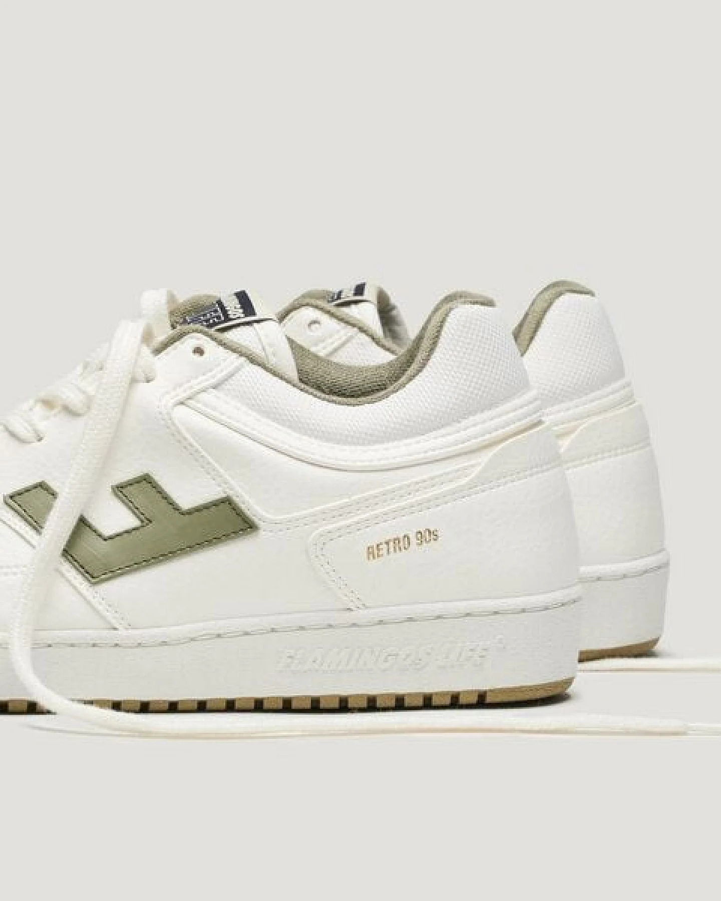 Flamingos' Life Sneaker Damen Vegan - RETRO 90’s Sneakers - Olive – Ansicht 3
