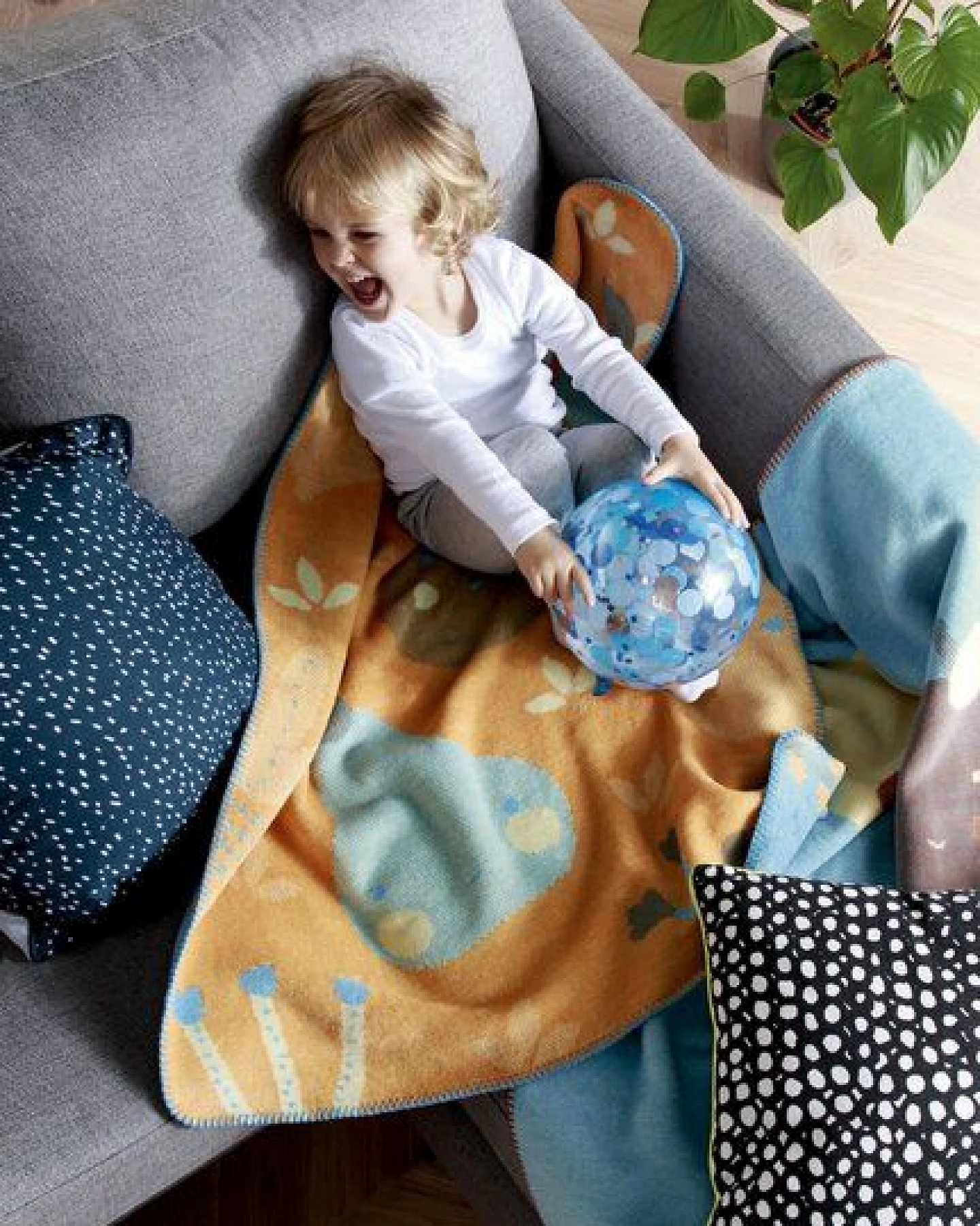 biederlack Baby-und Kinderdecke "Little Fruits- terra oder aqua" - GRS Standard – Ansicht 2