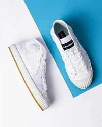 Produktseite: Komrads Sneaker Partizan