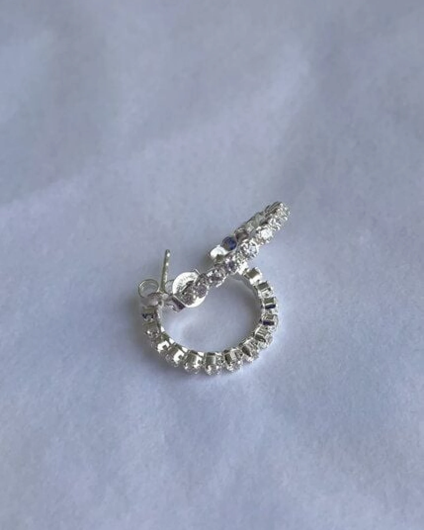 noemvri fashion label Creolen mit Zirkoniasteinen silber – Ansicht 2