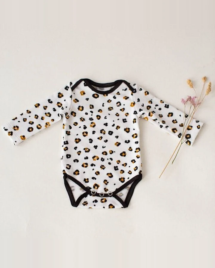 Langarm Baby Body *Leopard weiß* Bio Baumwolle