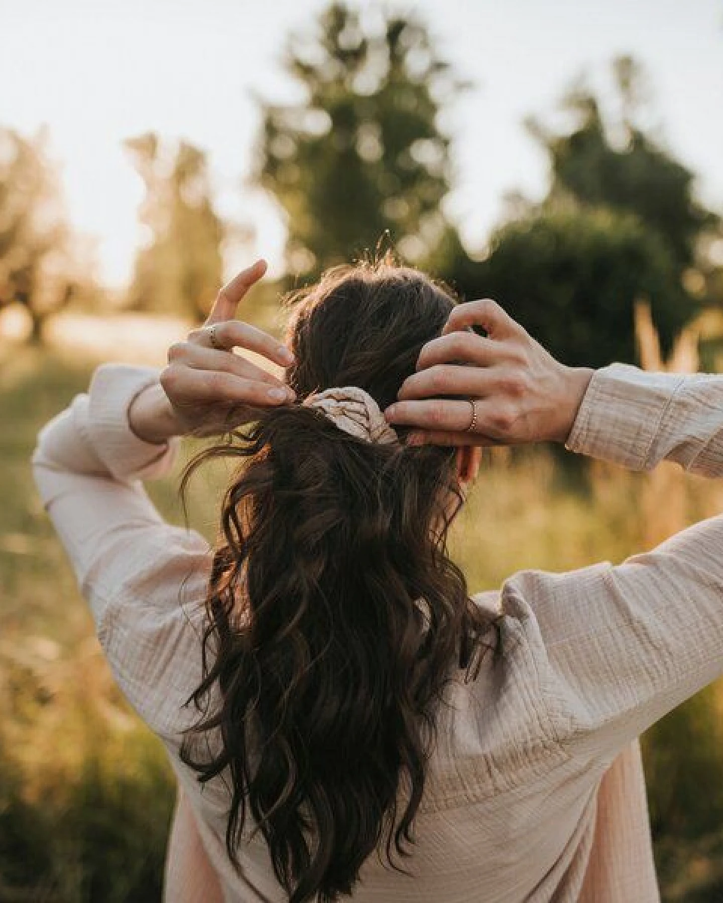 NORDLICHT Musselin Scrunchie Haargummi aus 100% Bio-Baumwolle – Ansicht 3