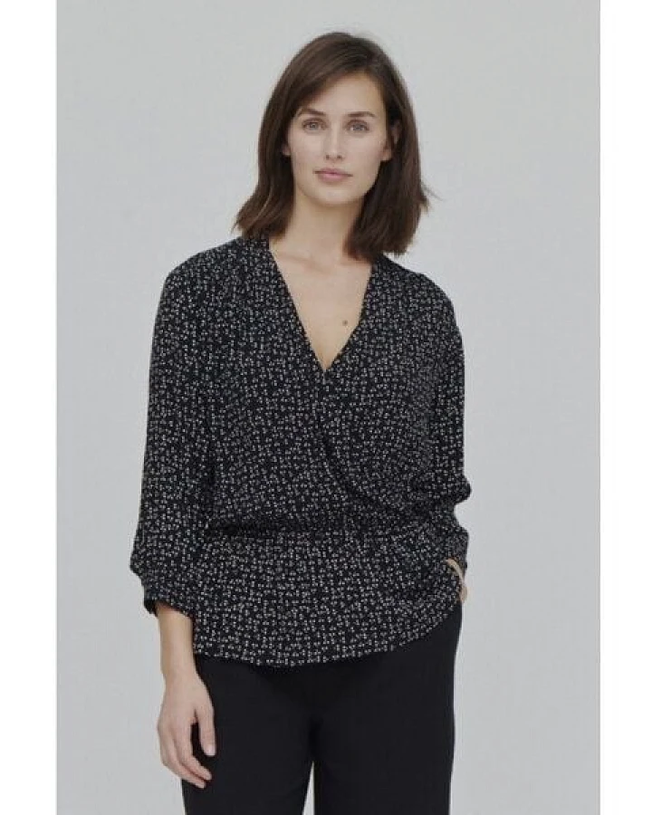 Basic Apparel Bluse LAUREL mit Pixeldruck