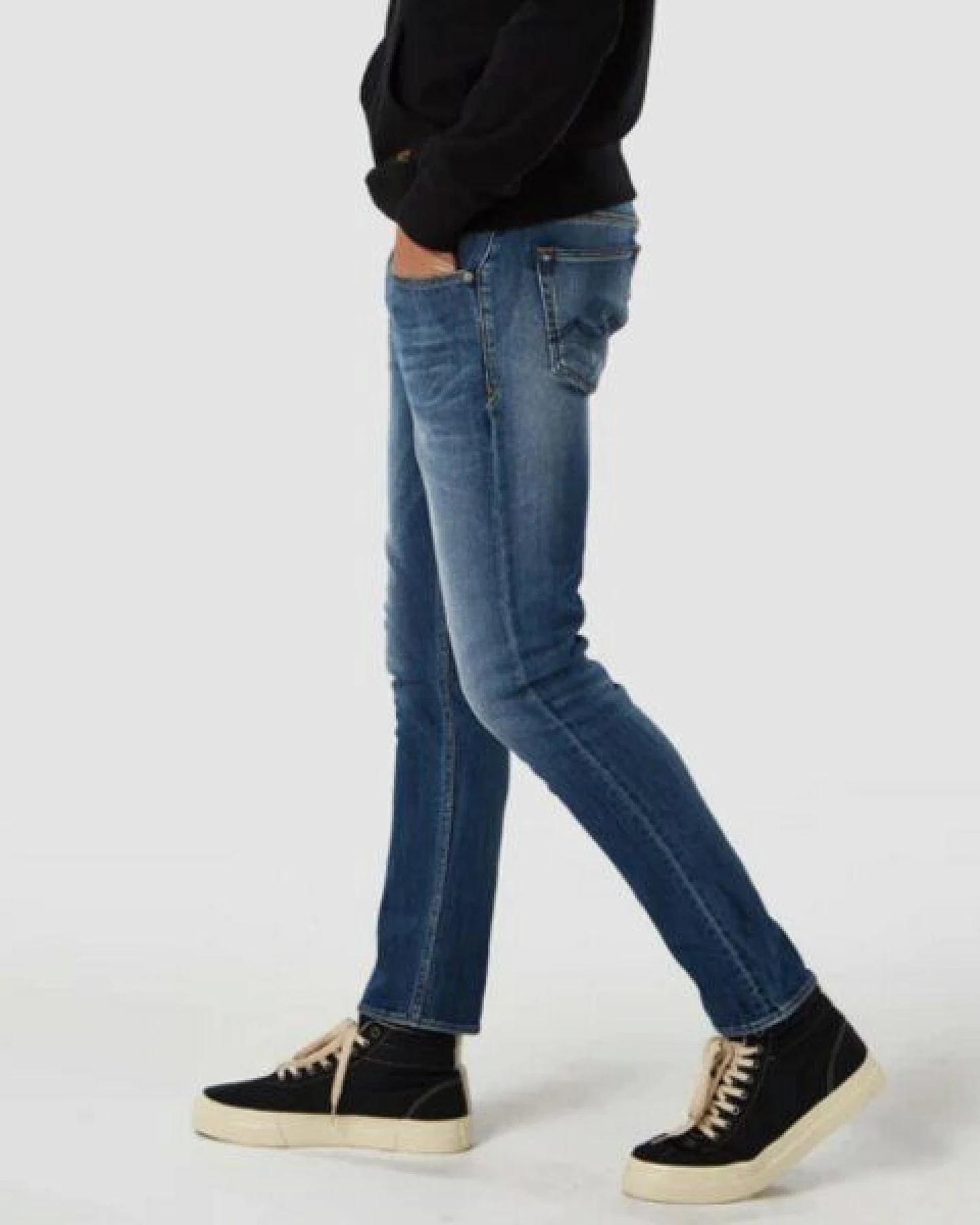Kings Of Indigo Jeans Charles - Romania Worn In – Ansicht 4