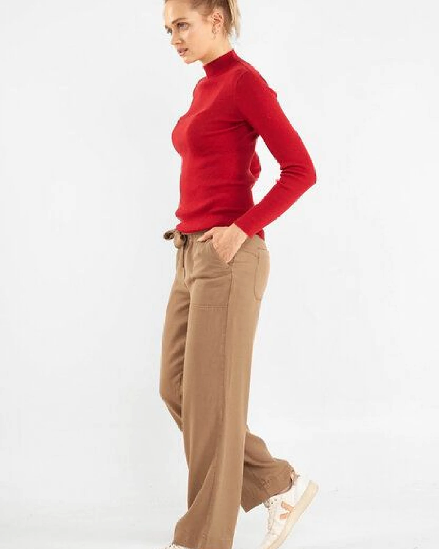 Alma & Lovis Rollkragen-Pullover aus Bio-Baumwolle – Ansicht 3