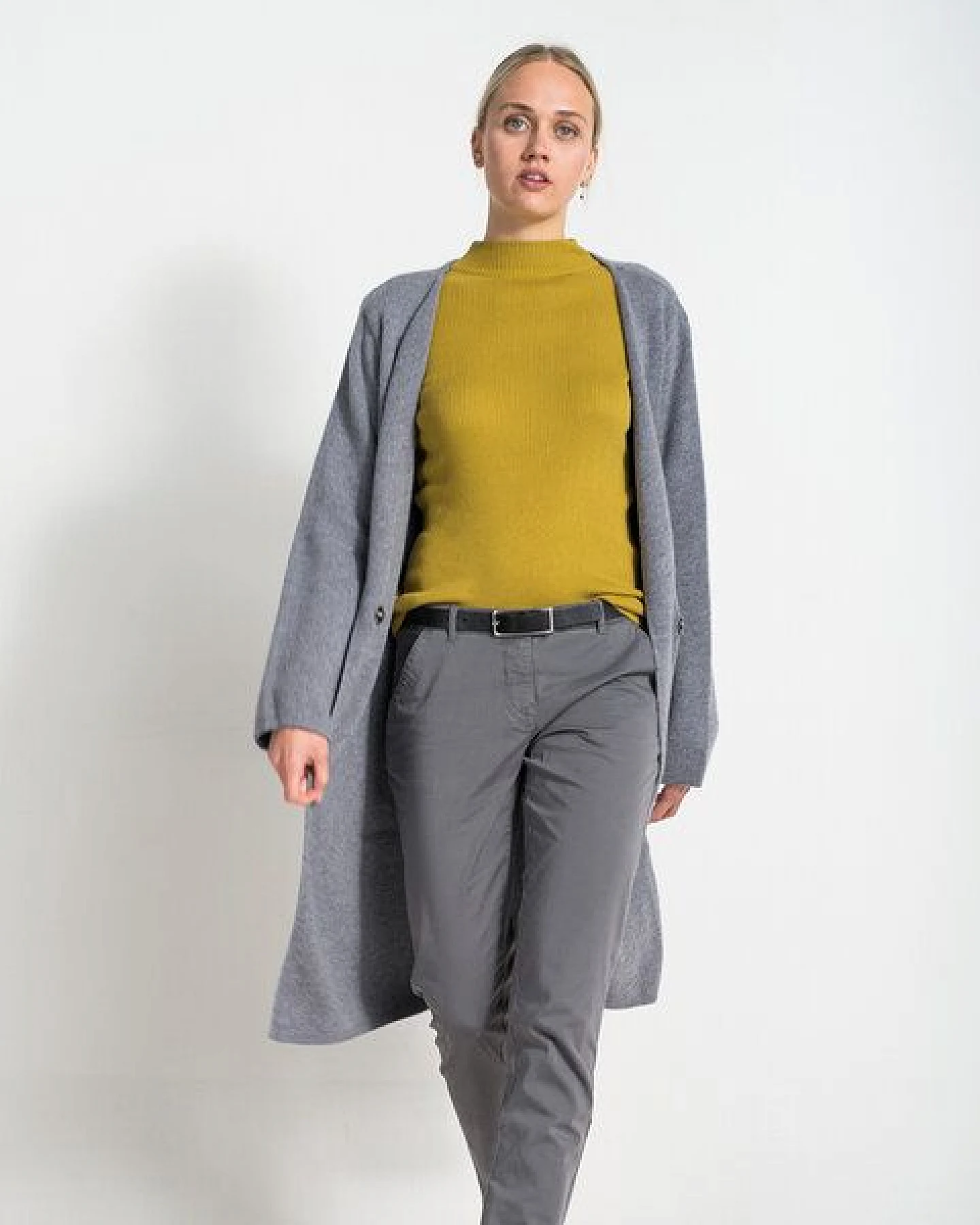 Alma & Lovis Rollkragen-Pullover aus Bio-Baumwolle – Ansicht 3
