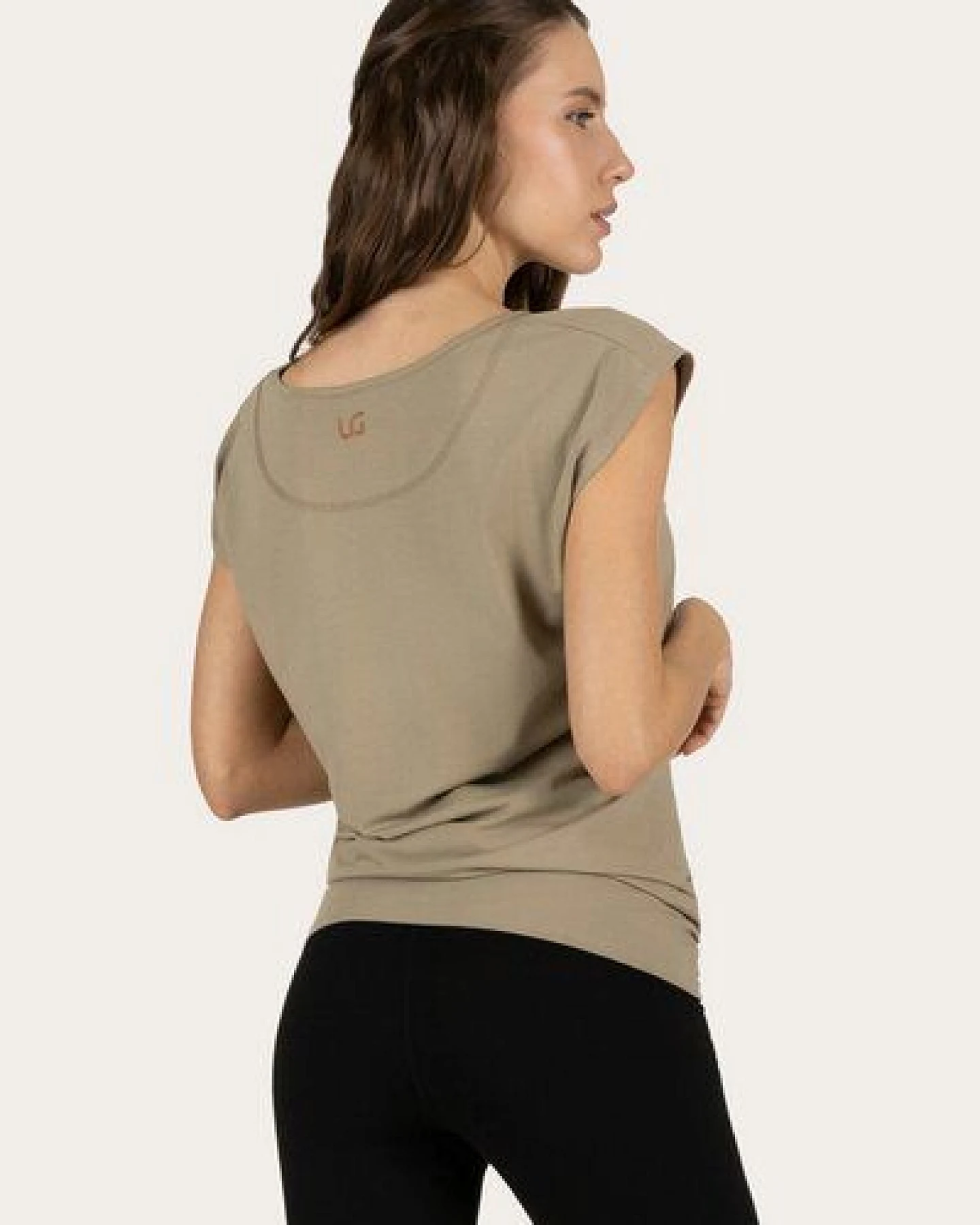 Urban Goddess Lockeres Asana-Yoga-Shirt – Ansicht 4