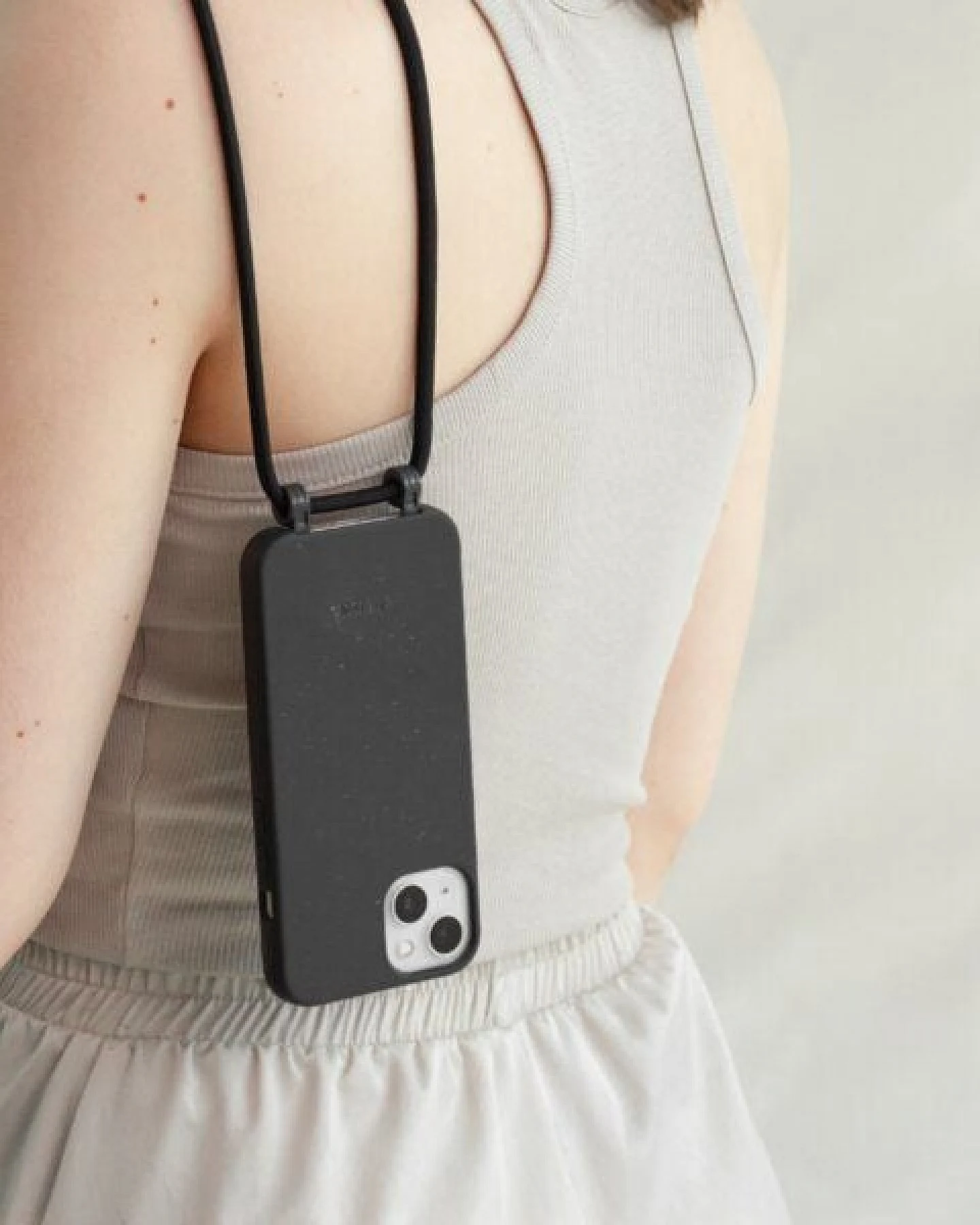 change the label Change Case - 2in1 Nachhaltige Handyhülle, iPhone Hülle mit abnehmbarer Kette – Ansicht 4