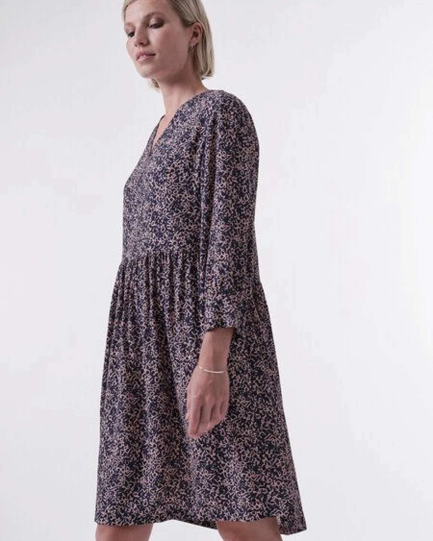 LANIUS Kleid Print Minimal aus LENZING ECOVERO – Ansicht 2