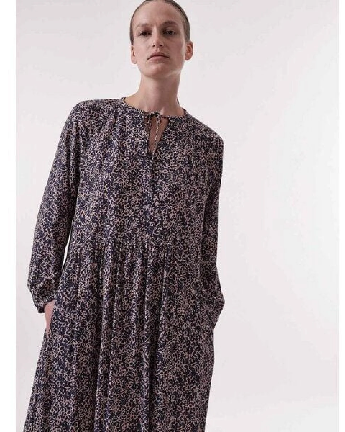 LANIUS Maxikleid Print Minimal aus LENZING ECOVERO – Ansicht 3