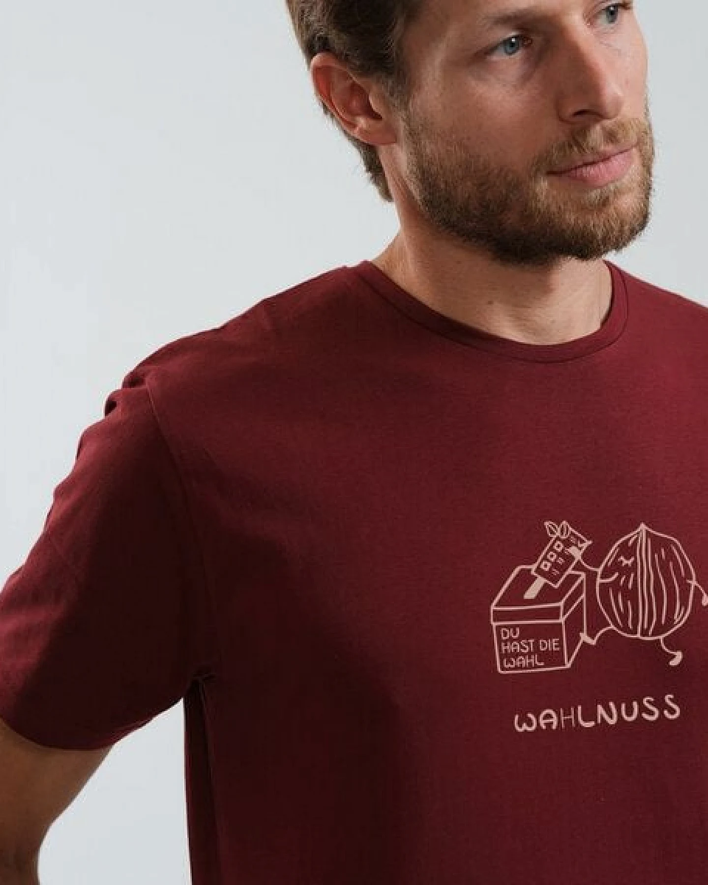 GARY MASH T-Shirt Wahlnuss aus Bio-Baumwolle – Ansicht 4