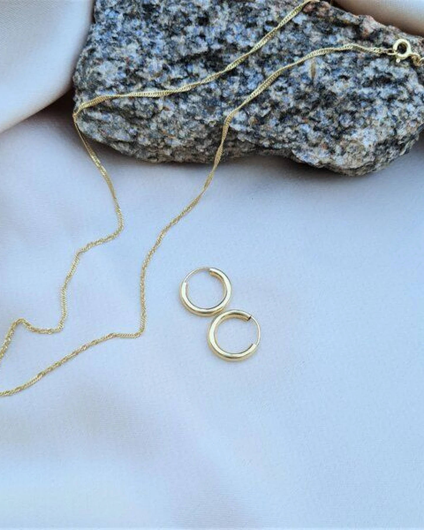 MOANINA Kette Sofia • 14k Echtgold – Ansicht 3