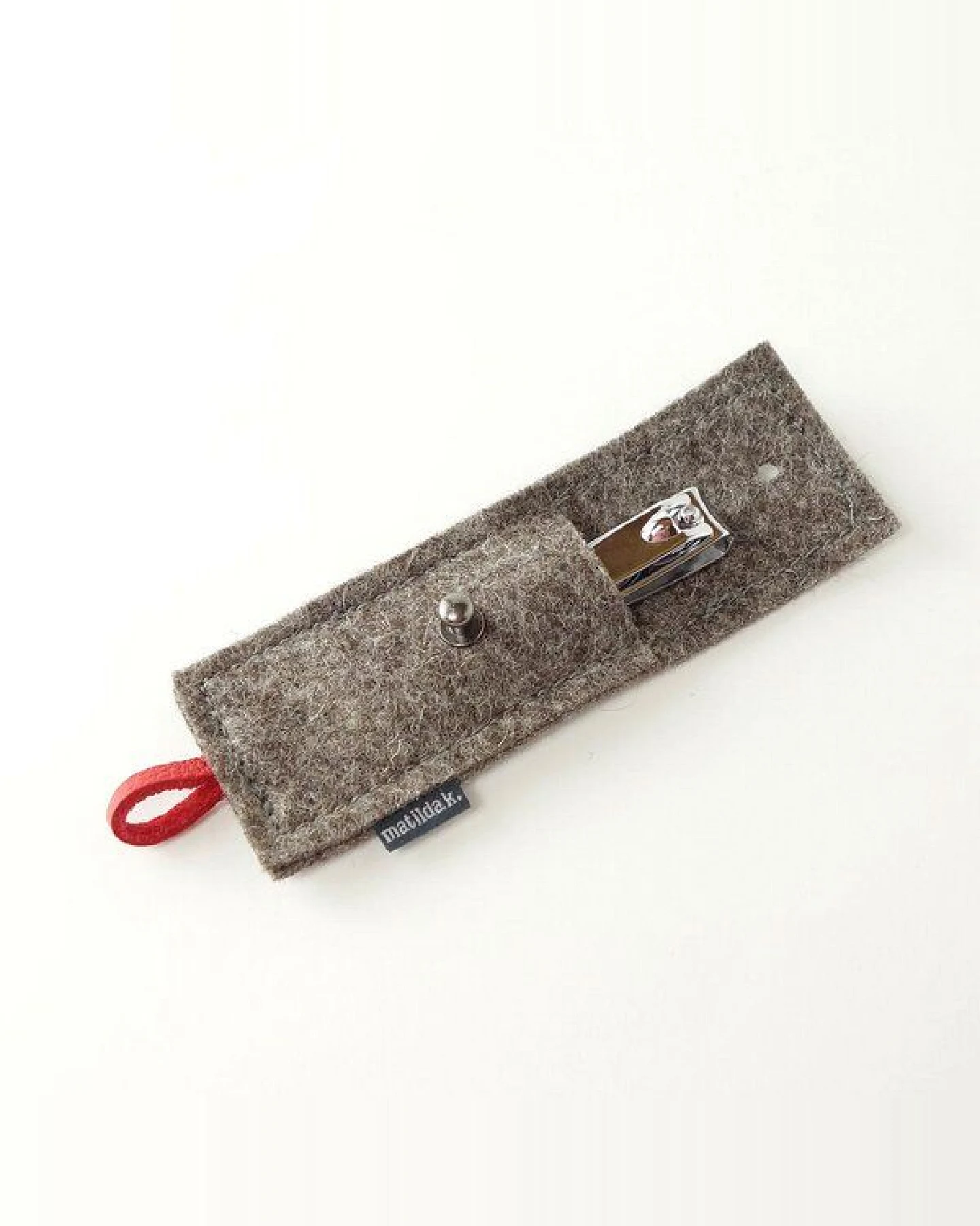 matilda k. manufaktur maniküre-etui minimalistisch aus Filz mit nagelknipser 'franz' – Ansicht 2